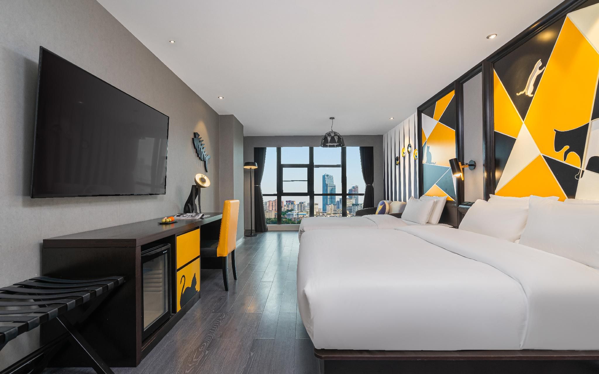 Huazhu - Superior Bonding Room