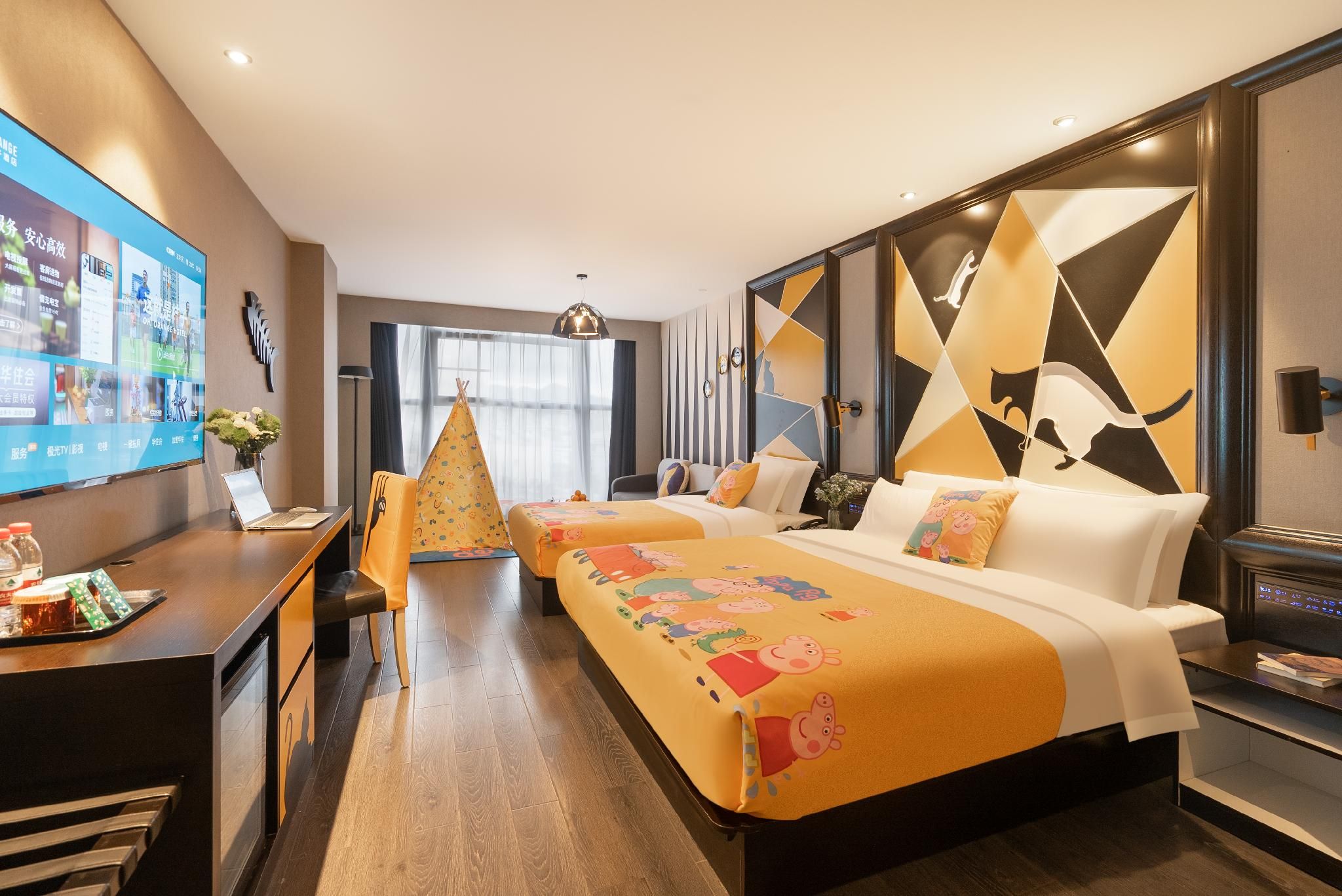 Huazhu - Superior Bonding Room
