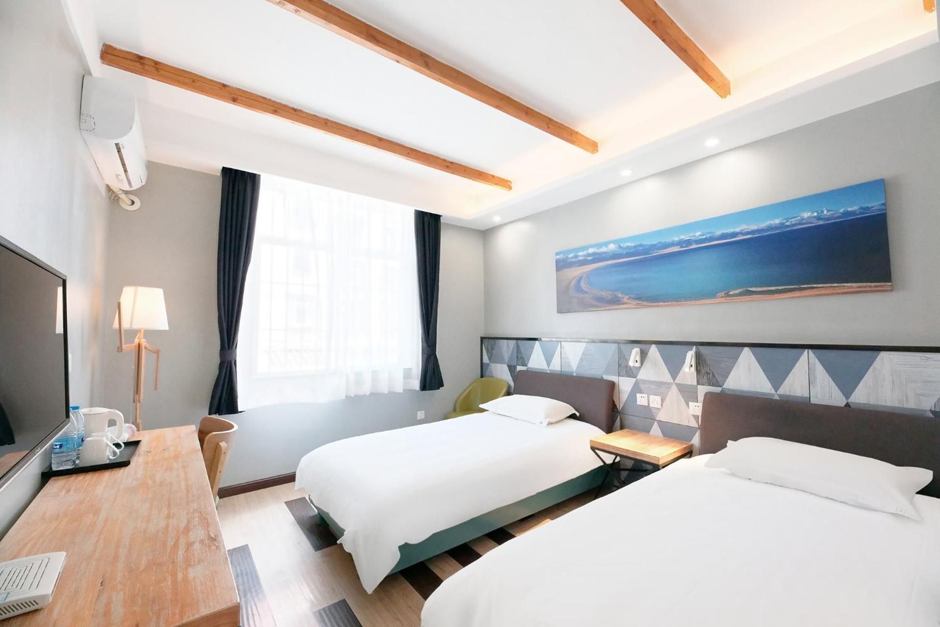 Standard Twin Room A