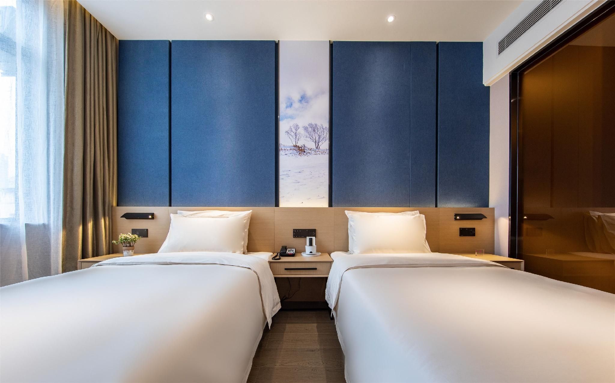 Select Twin Room