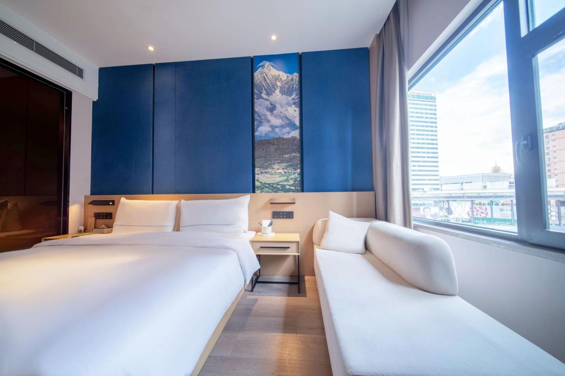 Super Double Room