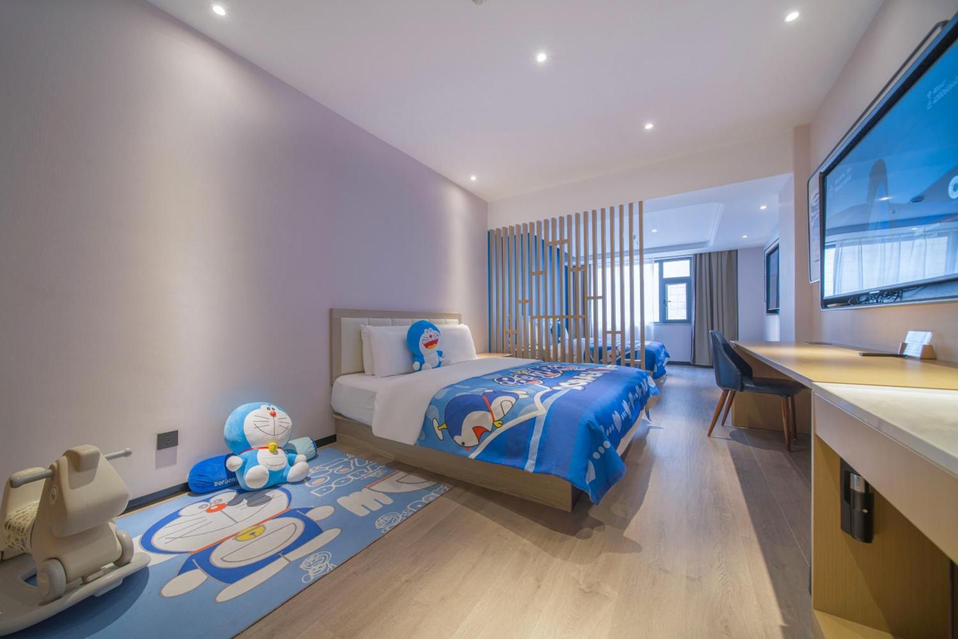 Super Family Room