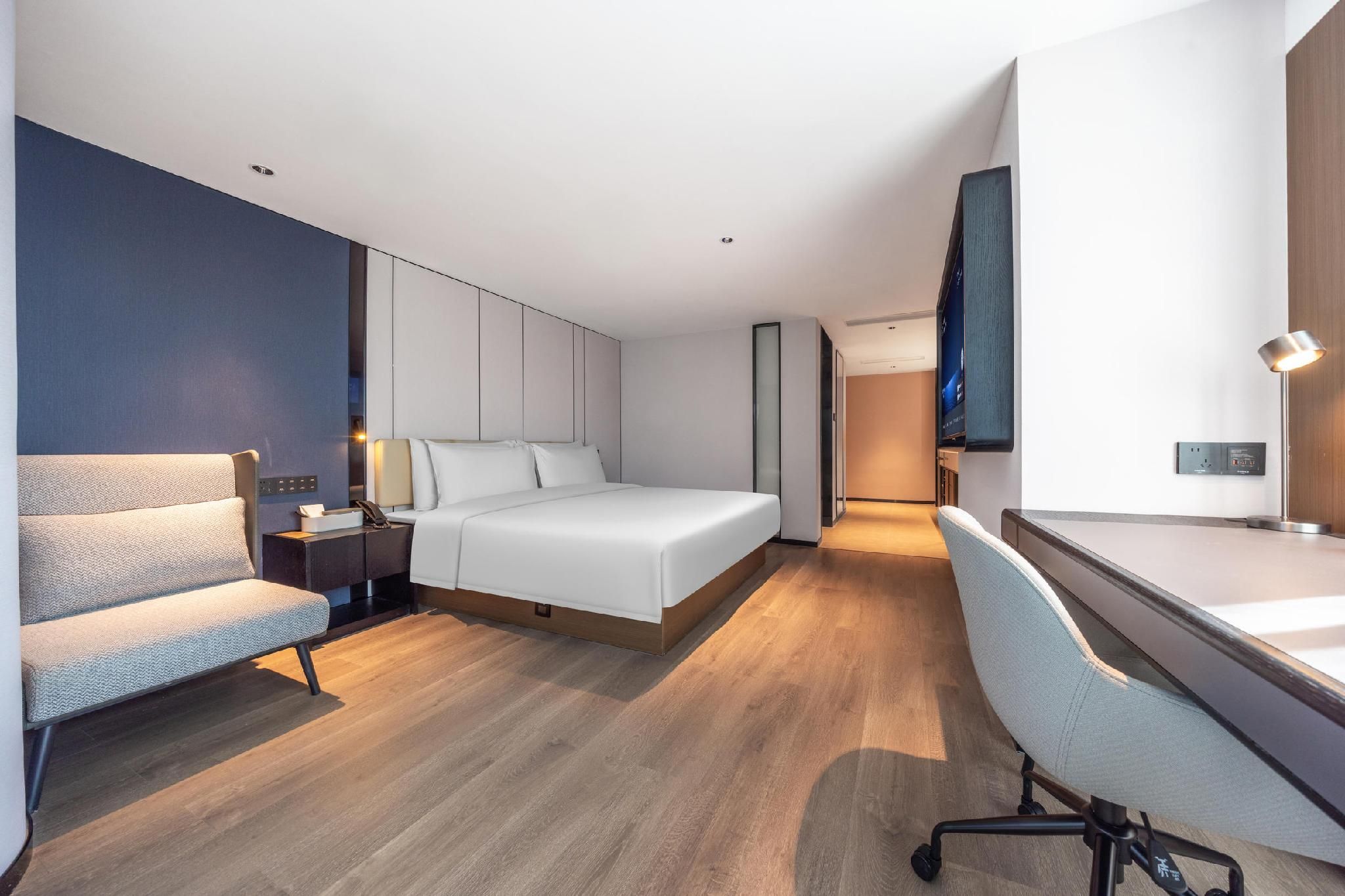 Atour - Elegant Room