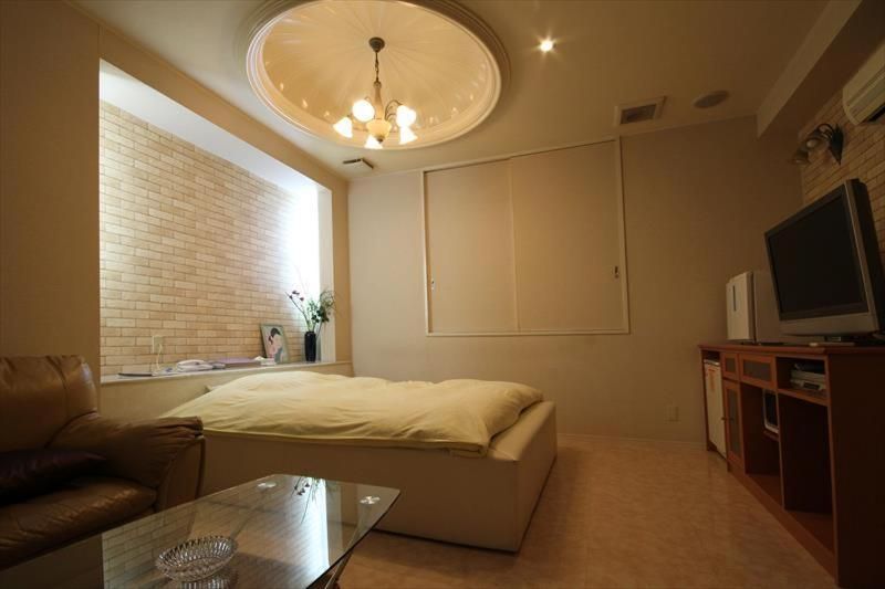 Premium Swim Up Room