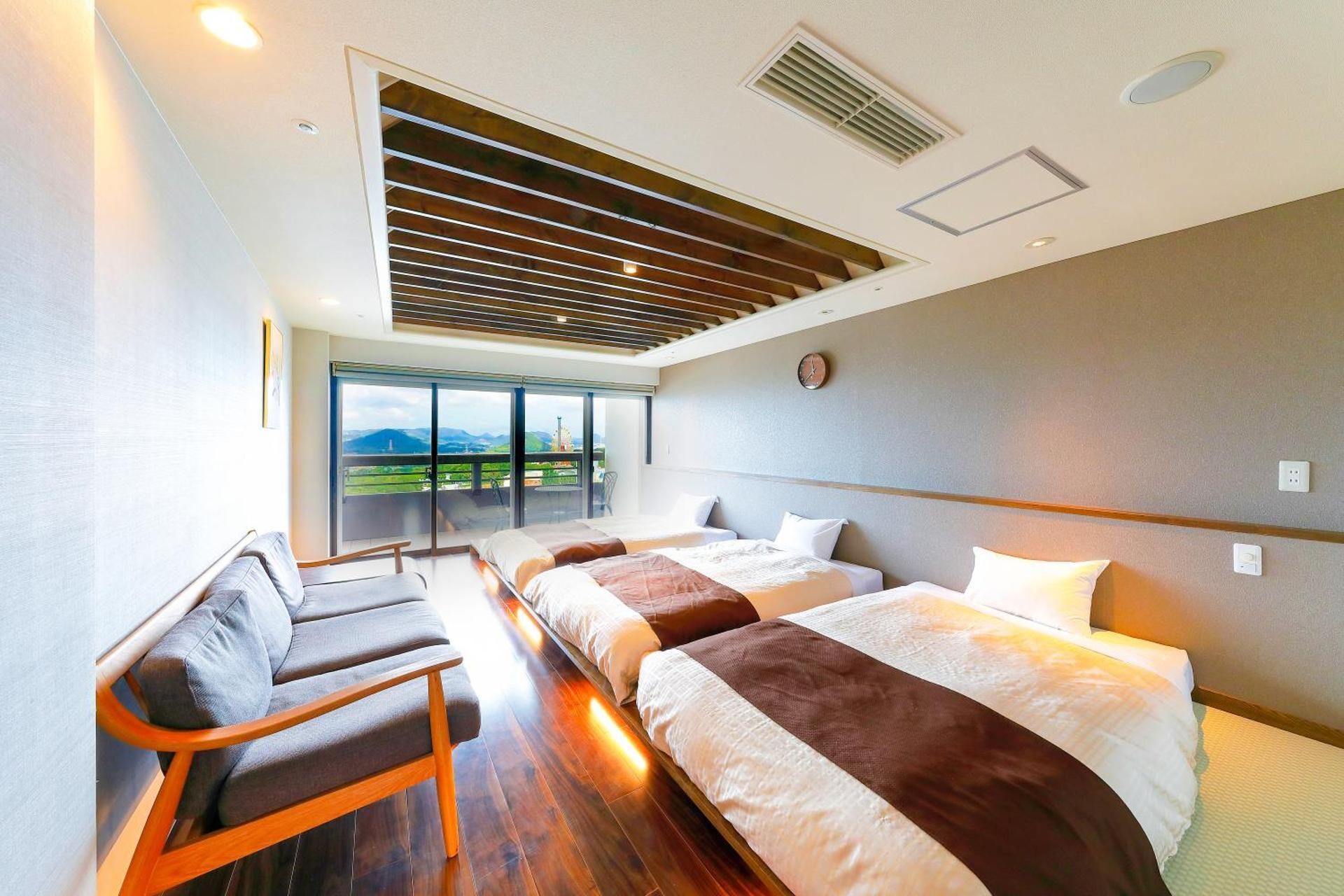 Triple Japanese Modern Room - Non-Smoking