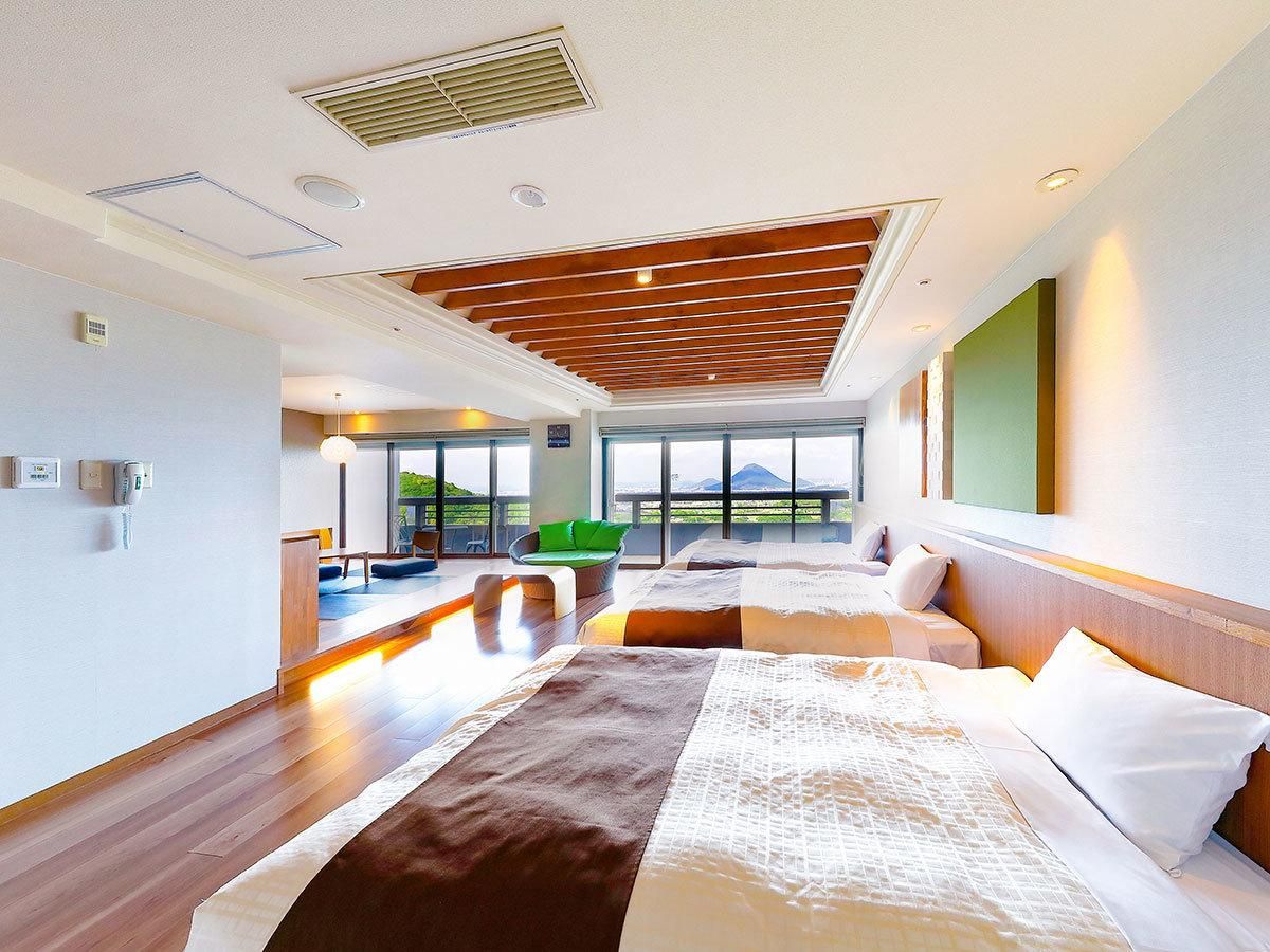 Suite Japanese-Western-Style 3 Beds Room, Shared Bathroom, Non-Smoking