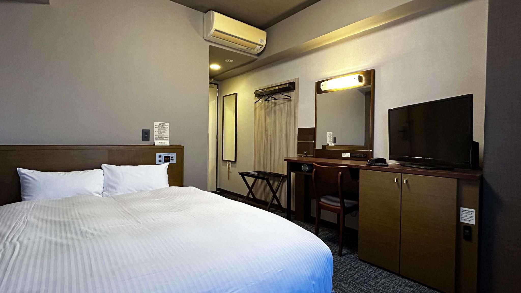 Semi Double Room - Non-Smoking