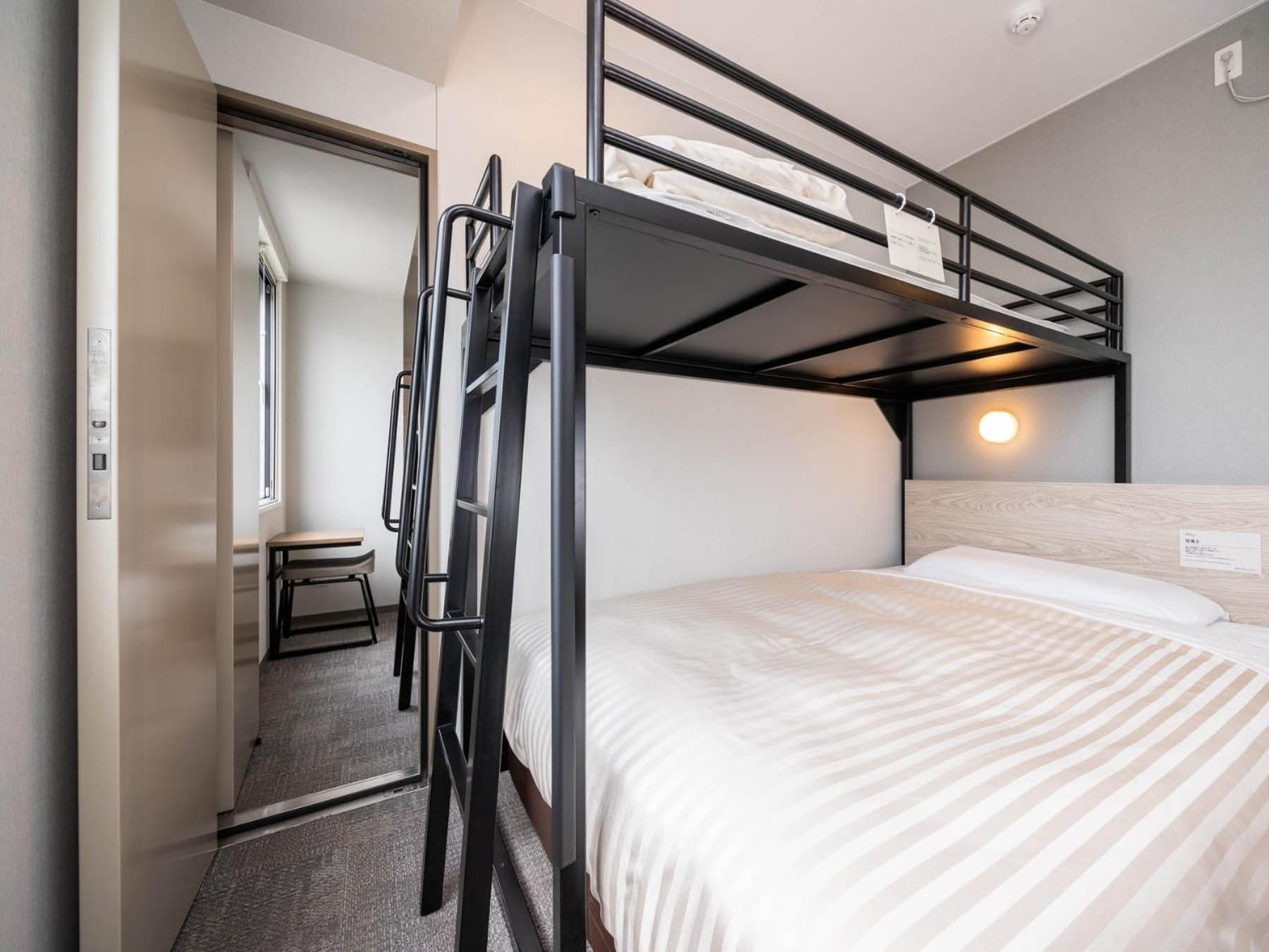 Connecting Triple Room - Non-Smoking