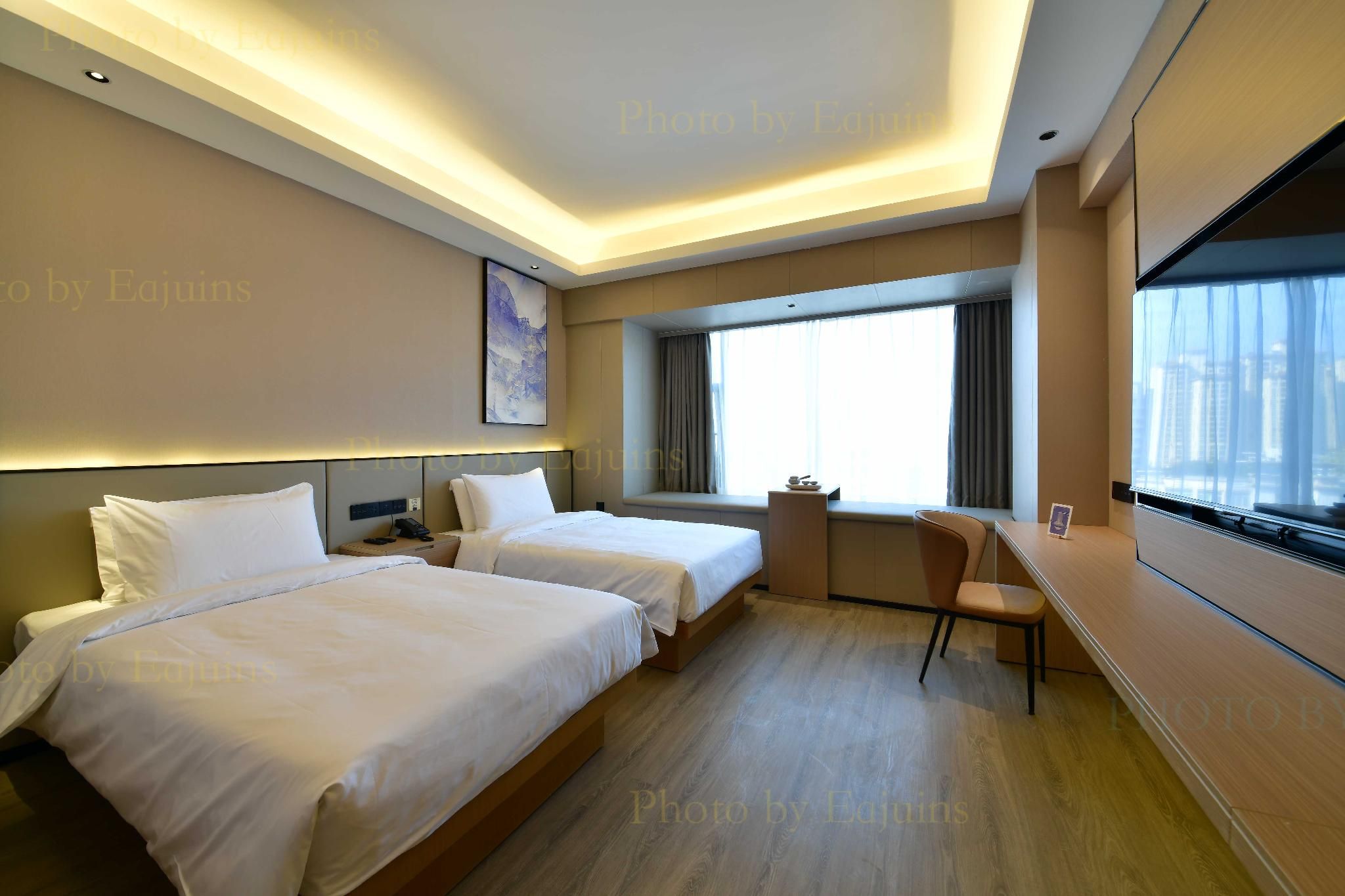 Huazhu - Deluxe Twin Room