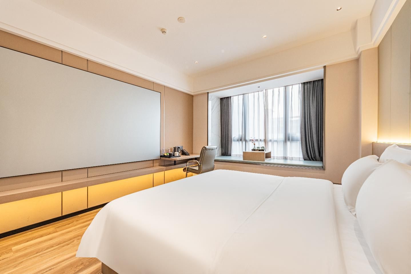 Dossen - Deluxe Cinema 1 Bed Room