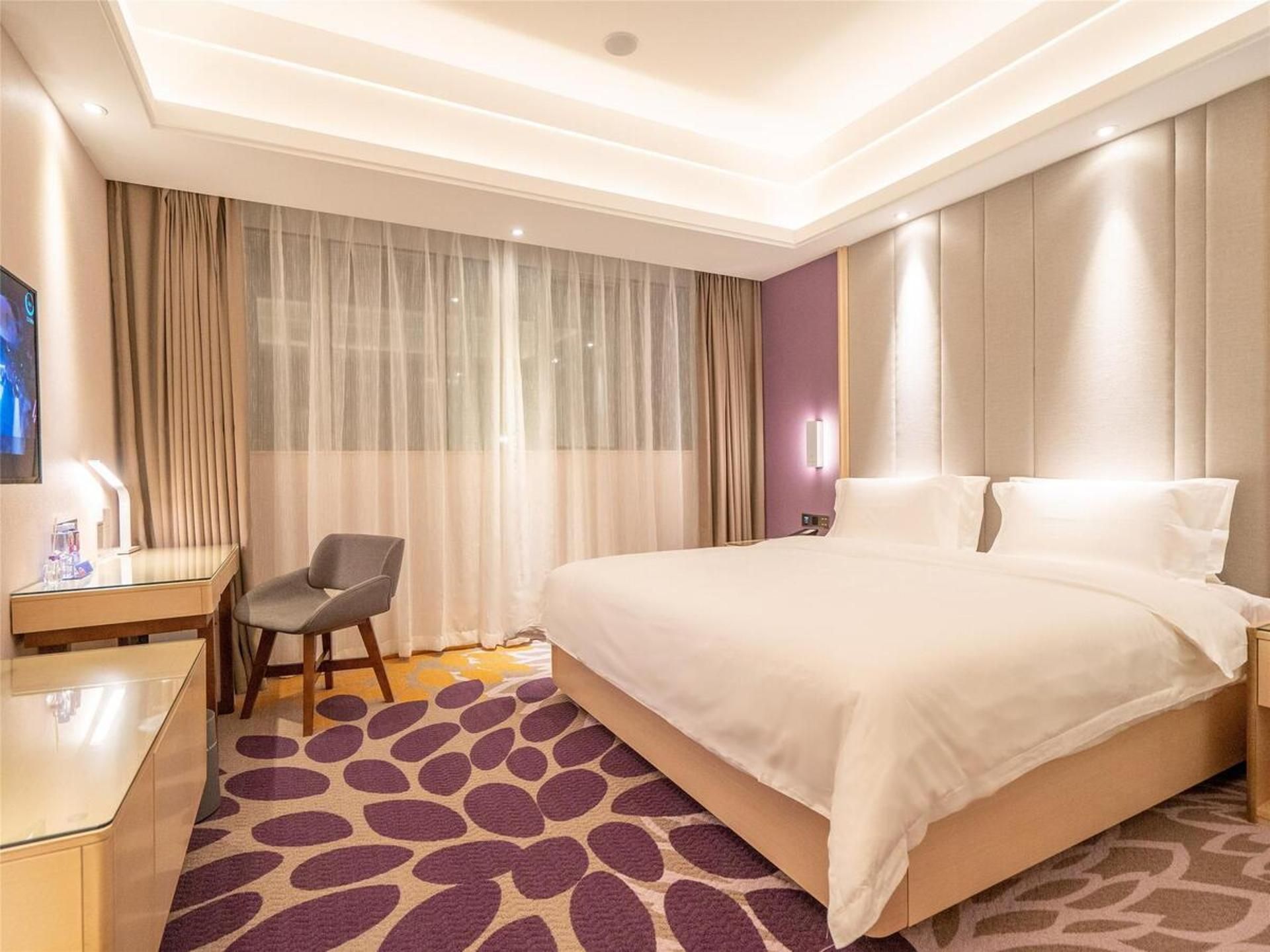 Deluxe King size bed Room