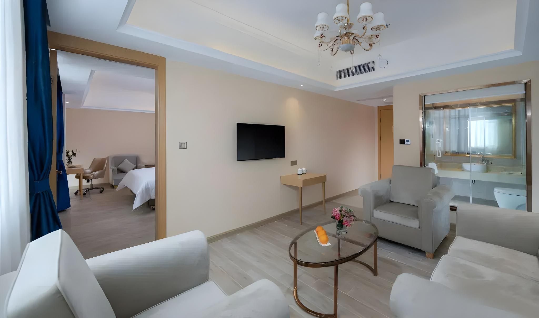 Aston Hotel Zhongshan Ryokan Executive Suite 3
