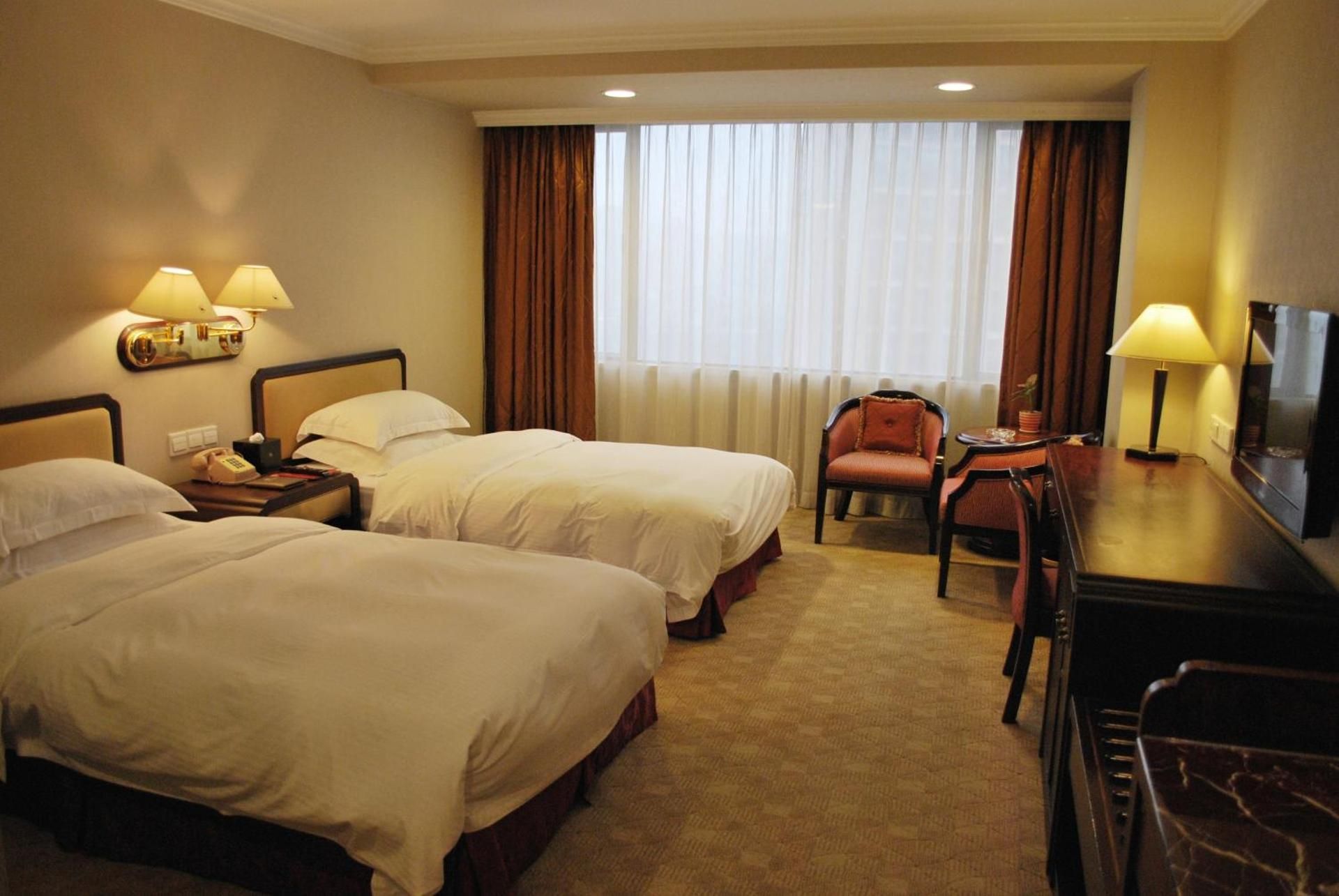 Zhongshan International Hotel Two-Bedroom Suite