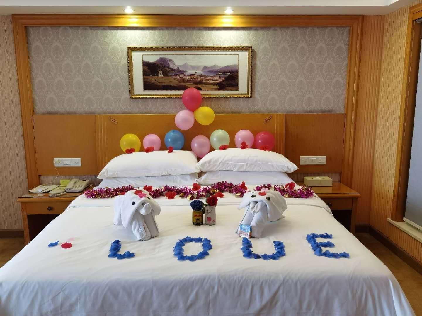 Vienna - Romance Themed Bed Room