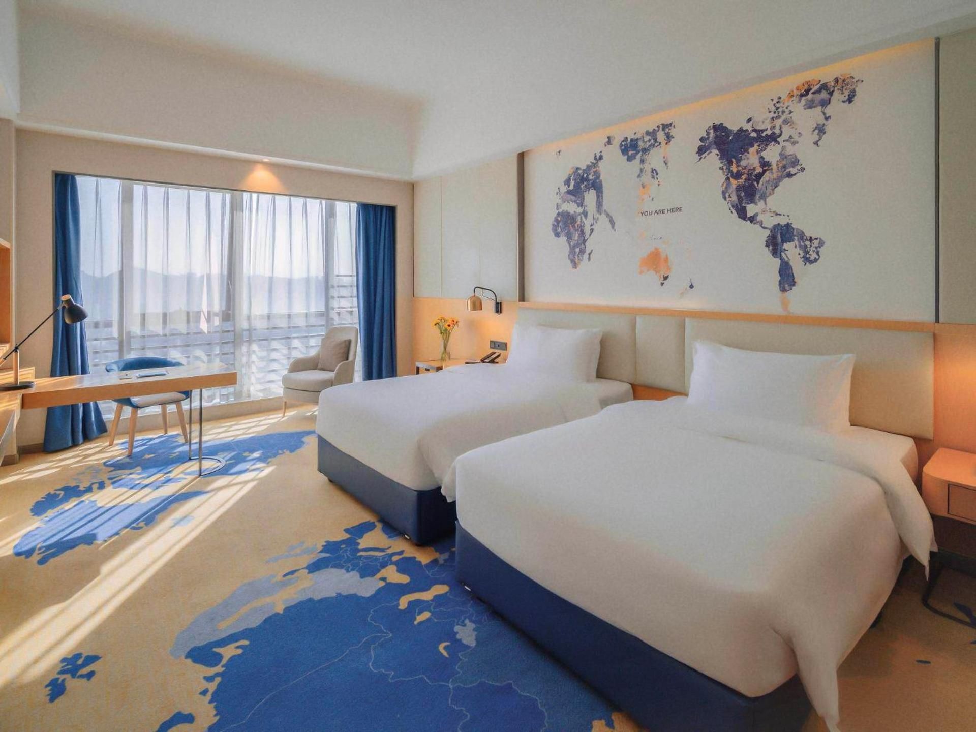 Premium Twin Room with City View
