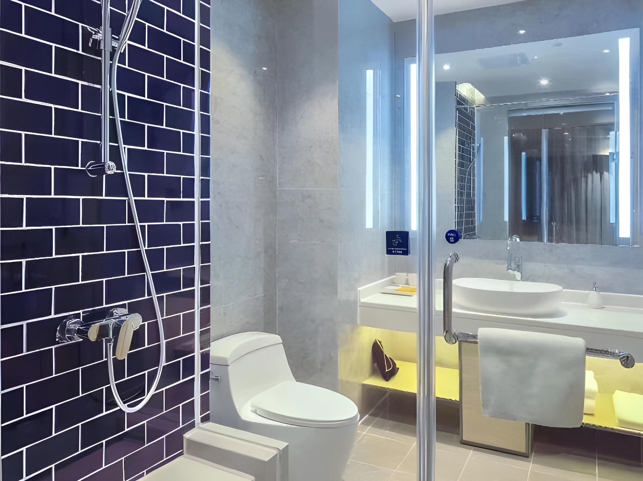 Kyriad Marvelous Hotel Zhongshan South District Convention Center Kyriad KY Bed Room 2