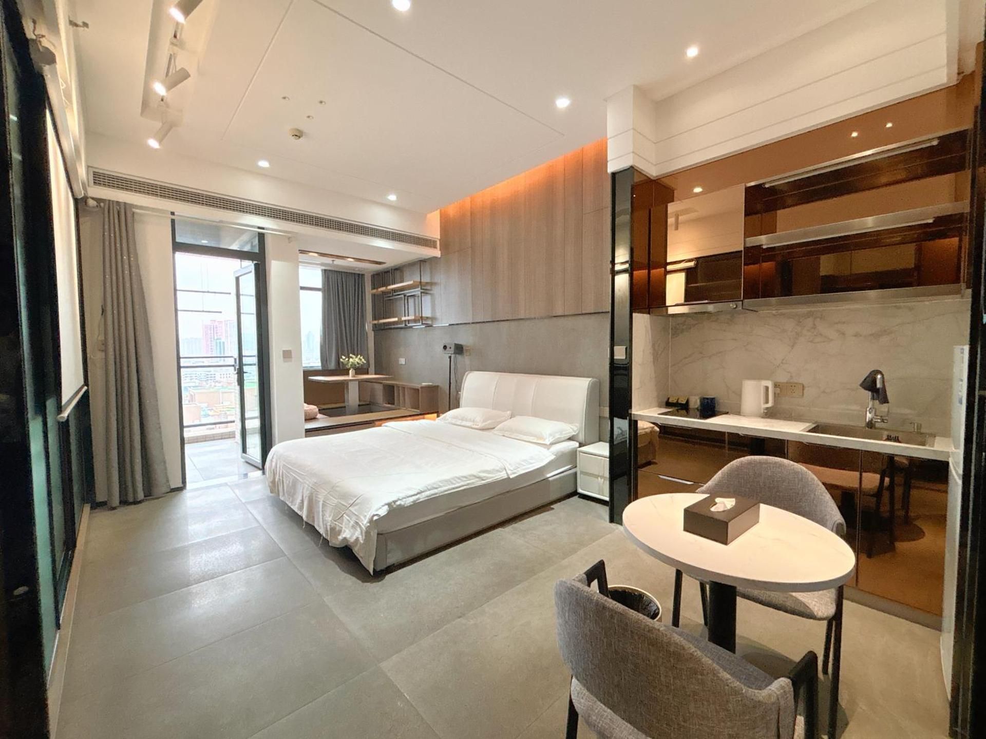 One-Bedroom Apartment with Balcony