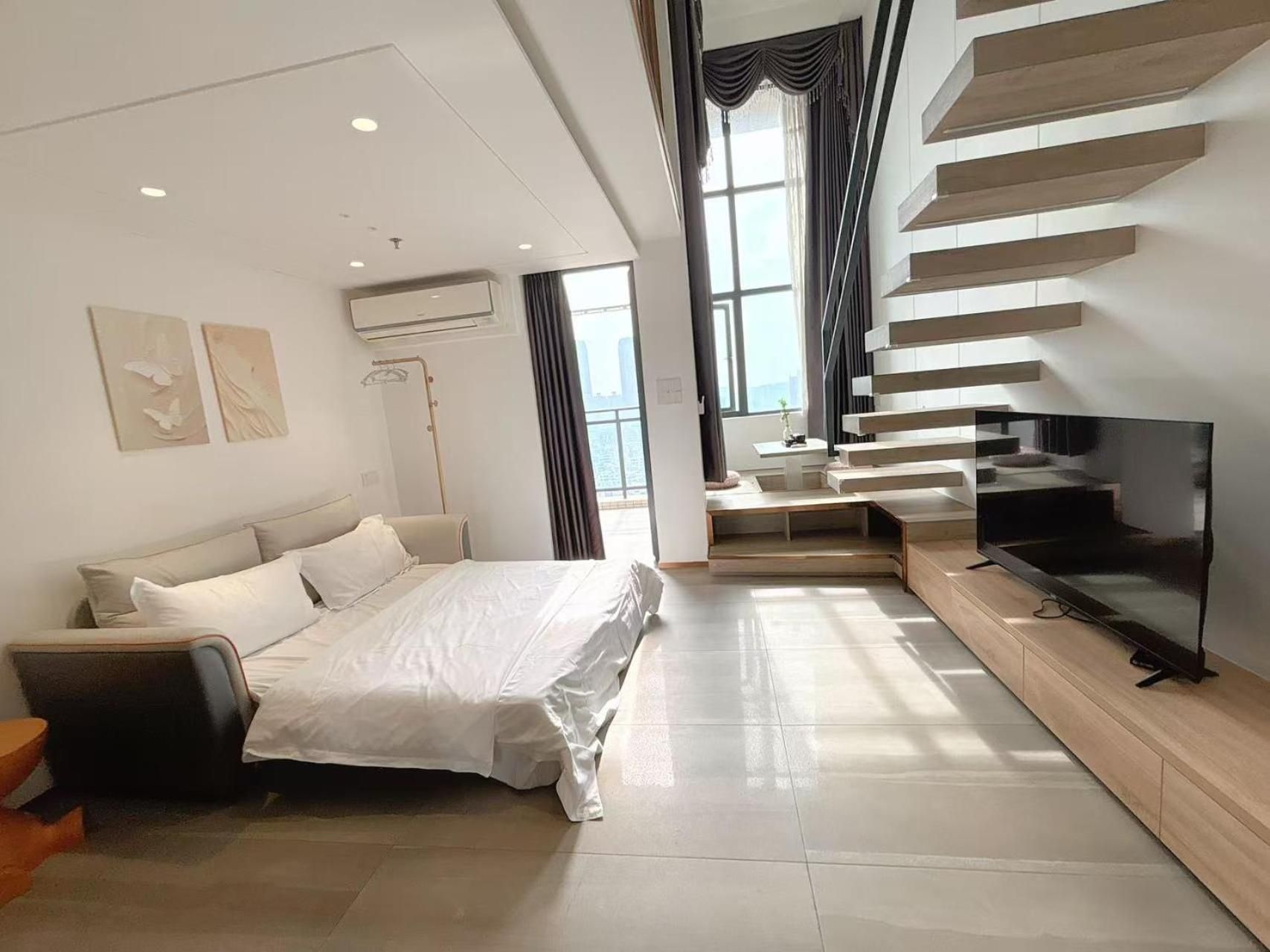 Deluxe Suite Family