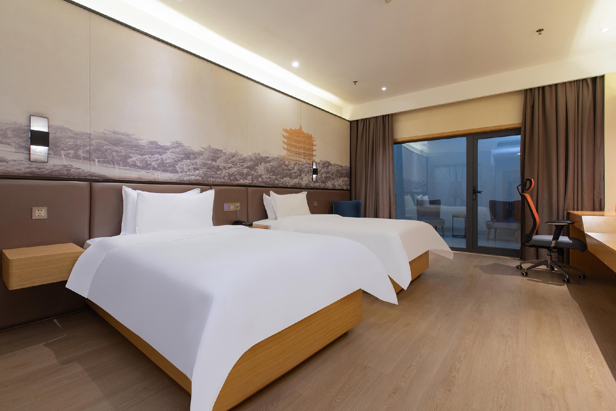 Huazhu - Business Twin Room