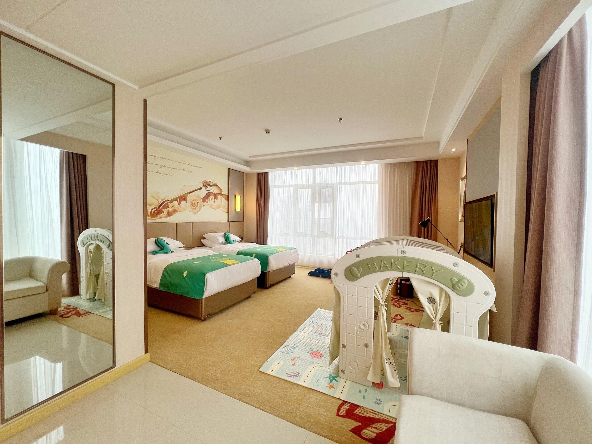 WH - Parent-child Twin Room