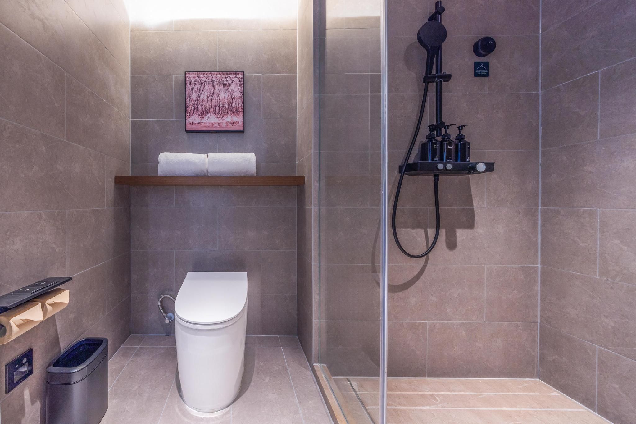 Superior 1 Queen
