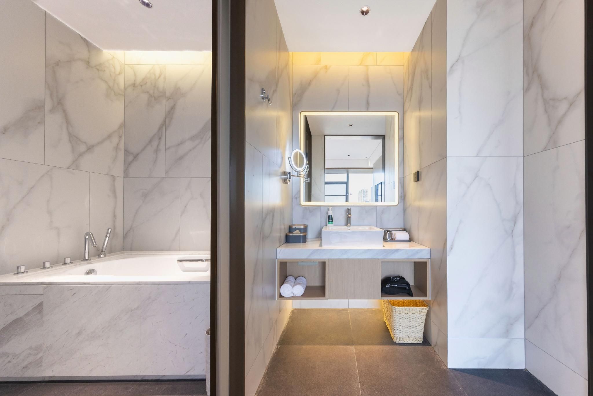 Atour - JIMU Suite, City View