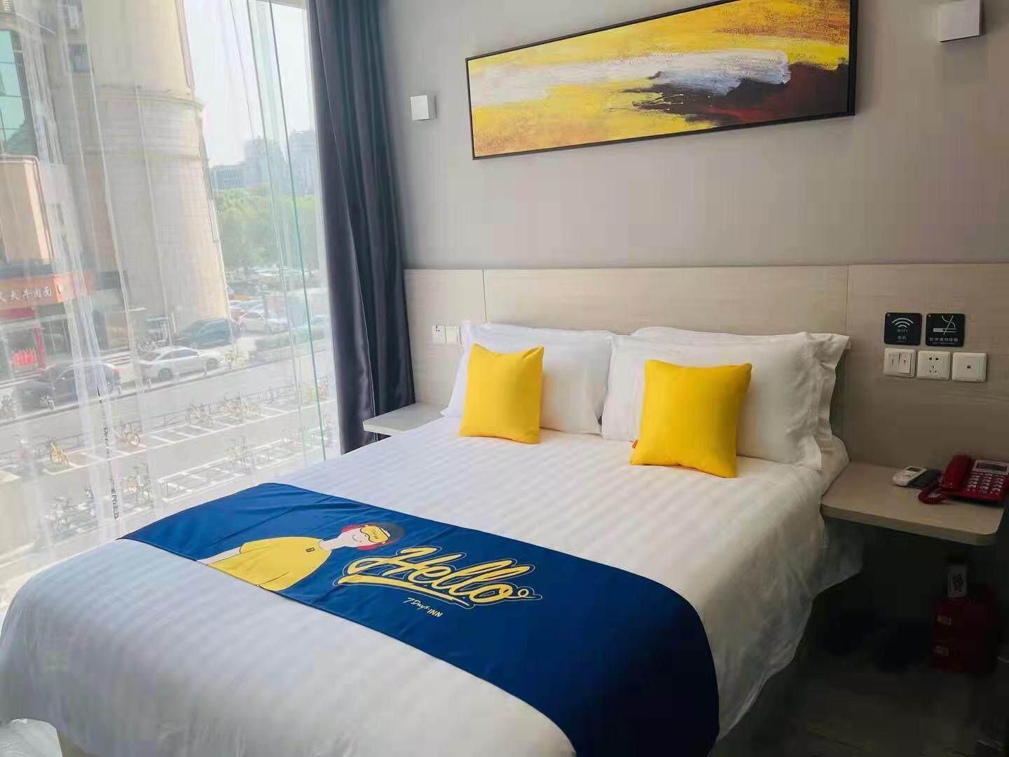Select Twin Room