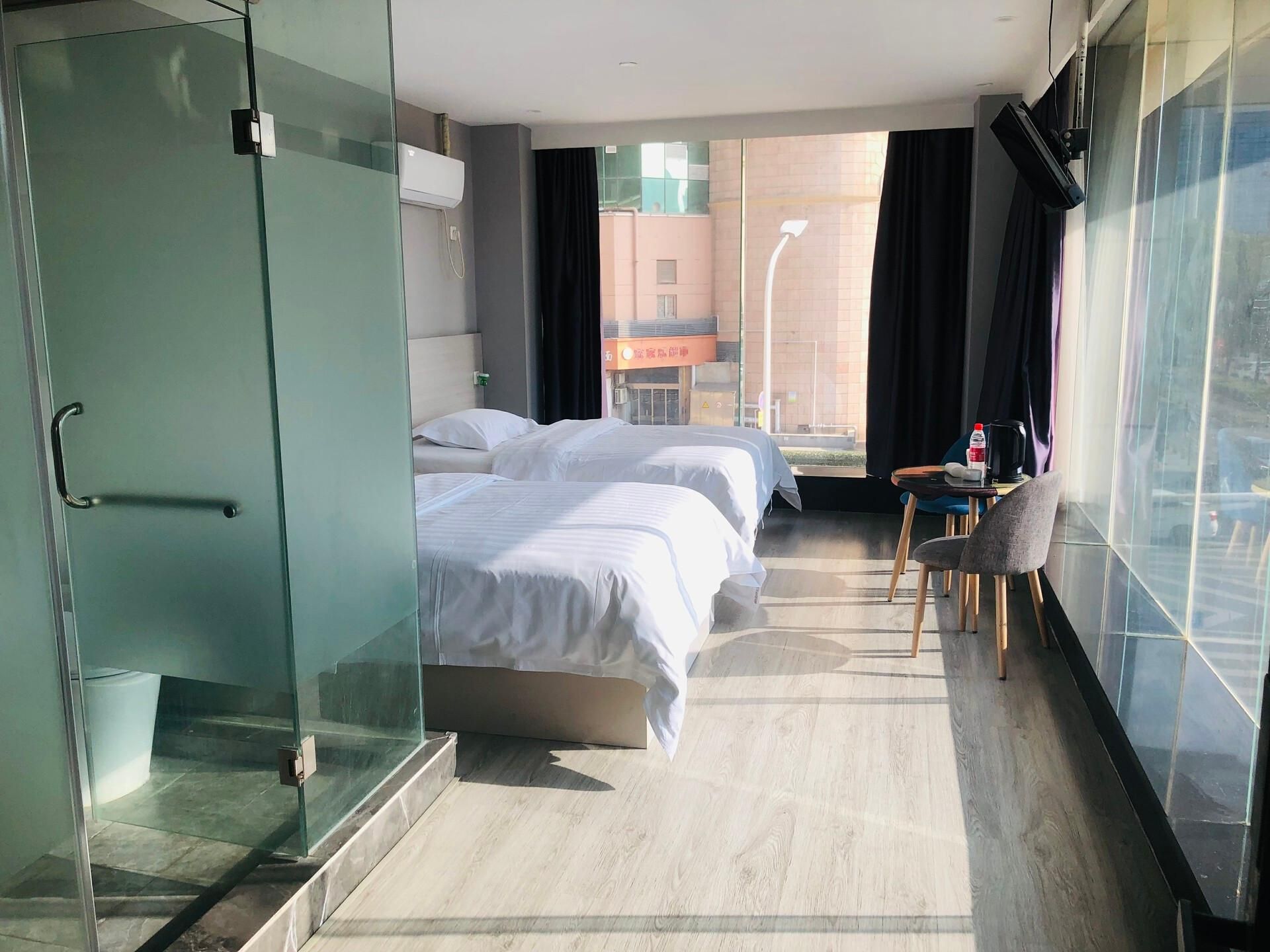 Select Twin Room