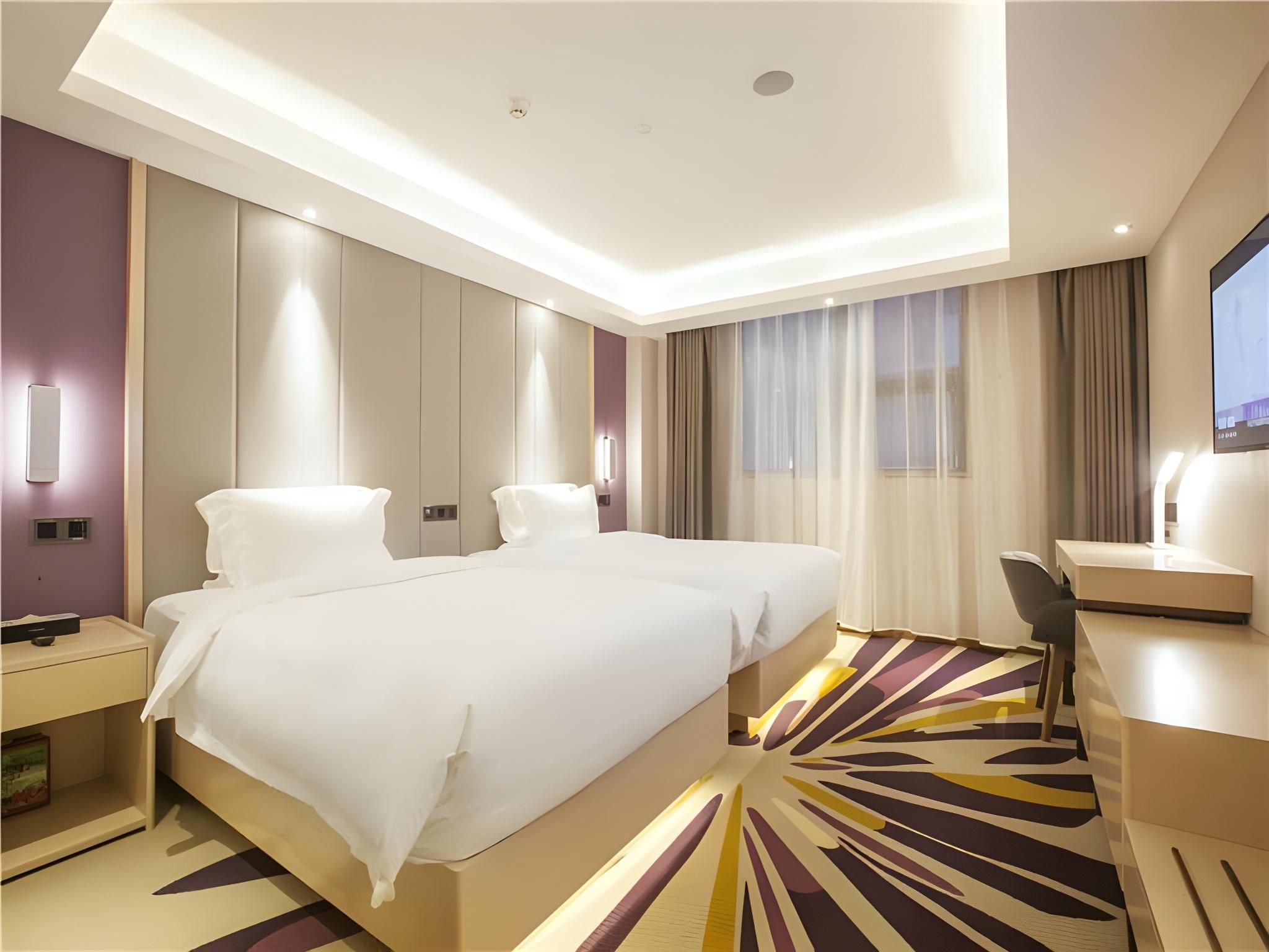 Twin Deluxe Room