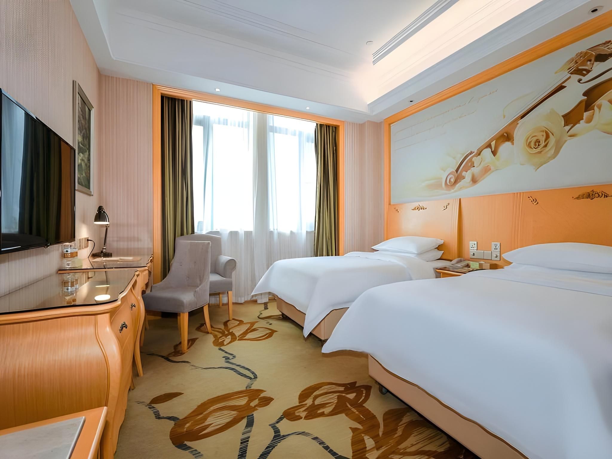 WH - Deluxe Room Twin