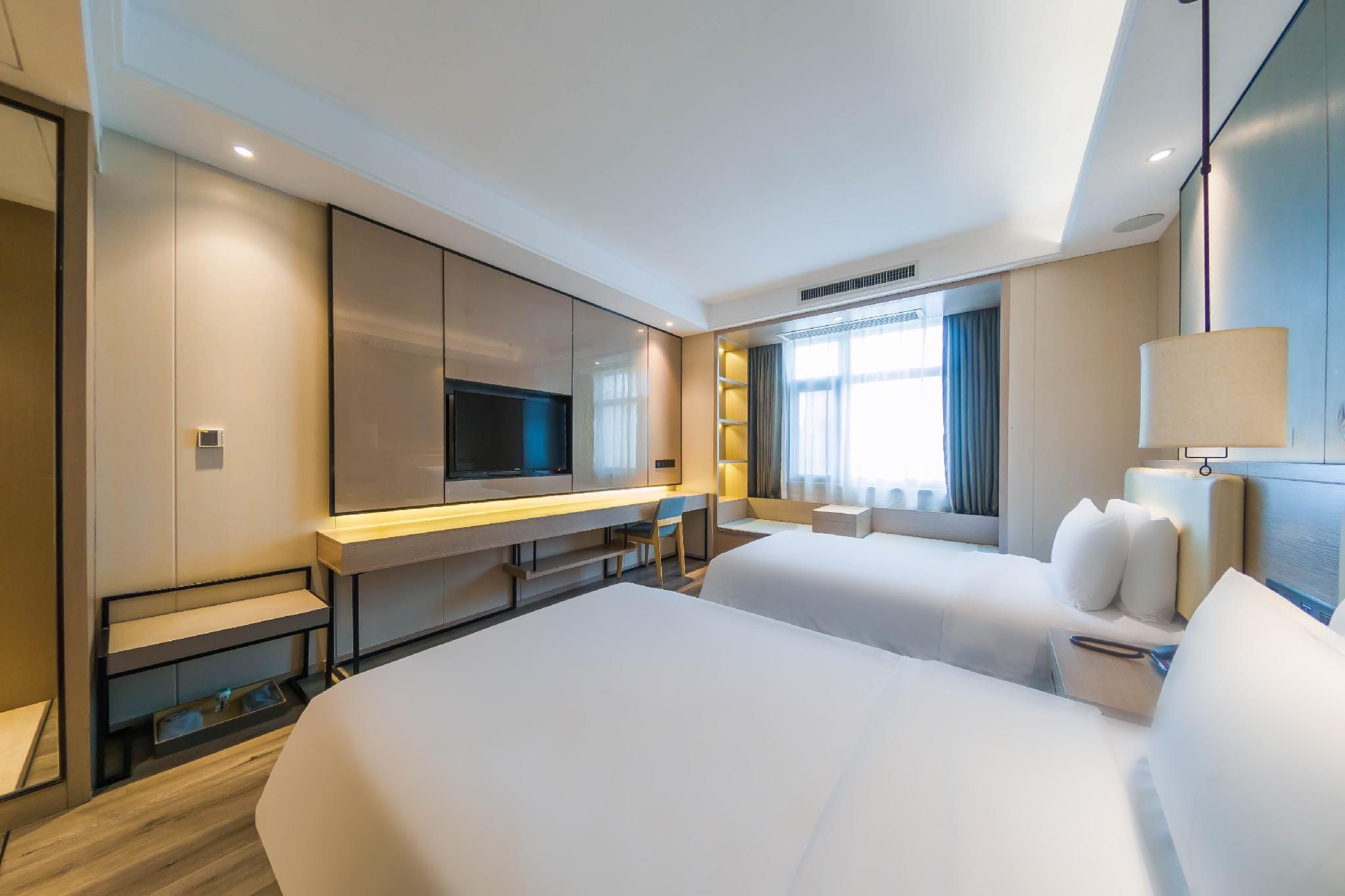 Huazhu - Starway Bonding Room
