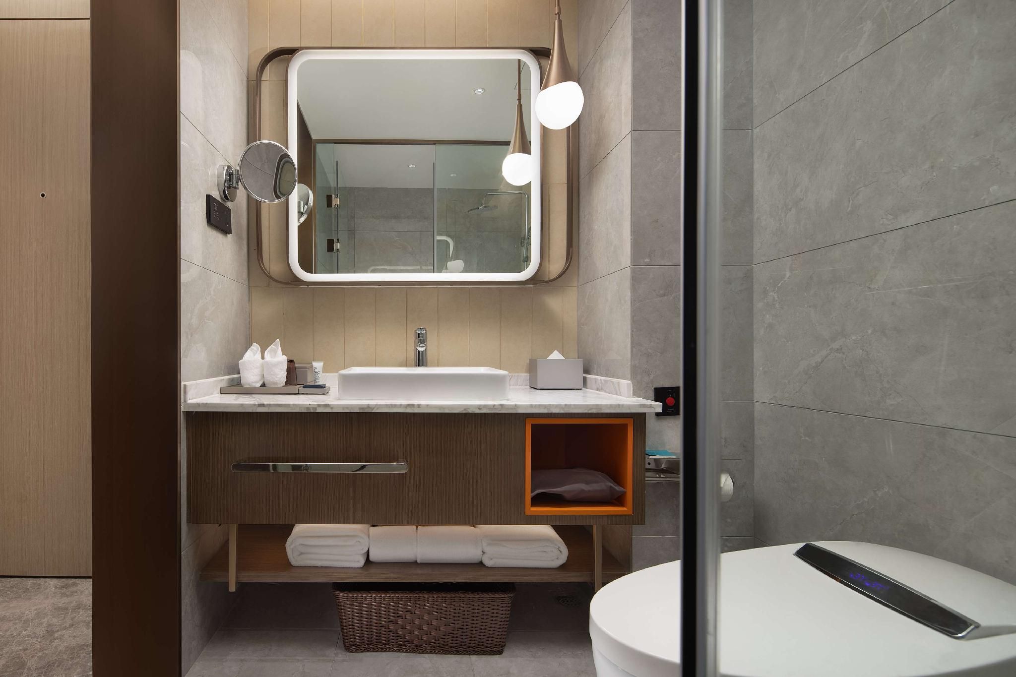 FY - 1 Bed Suite