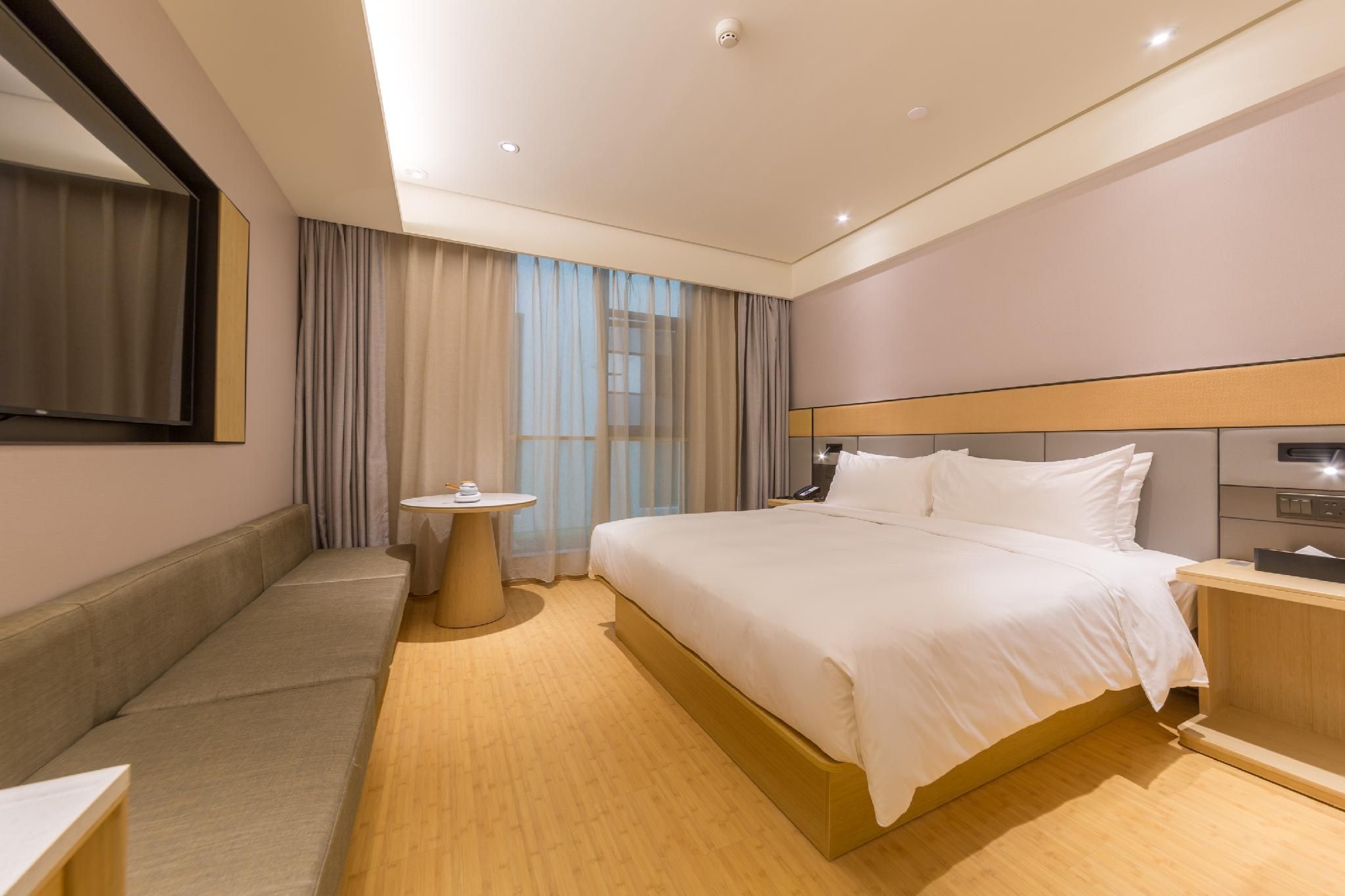 Business Queen Bed Room
