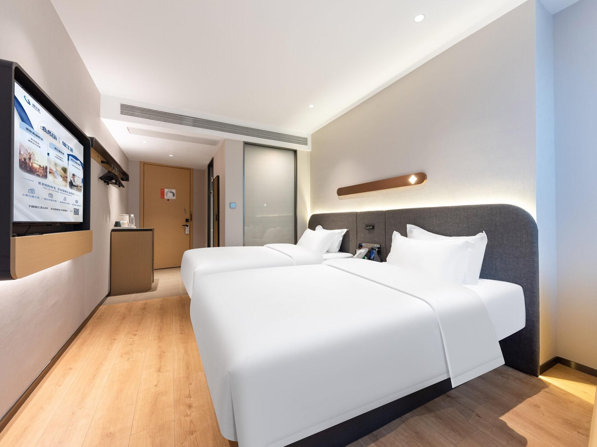 WH - Xingxuan Standard Twin Room