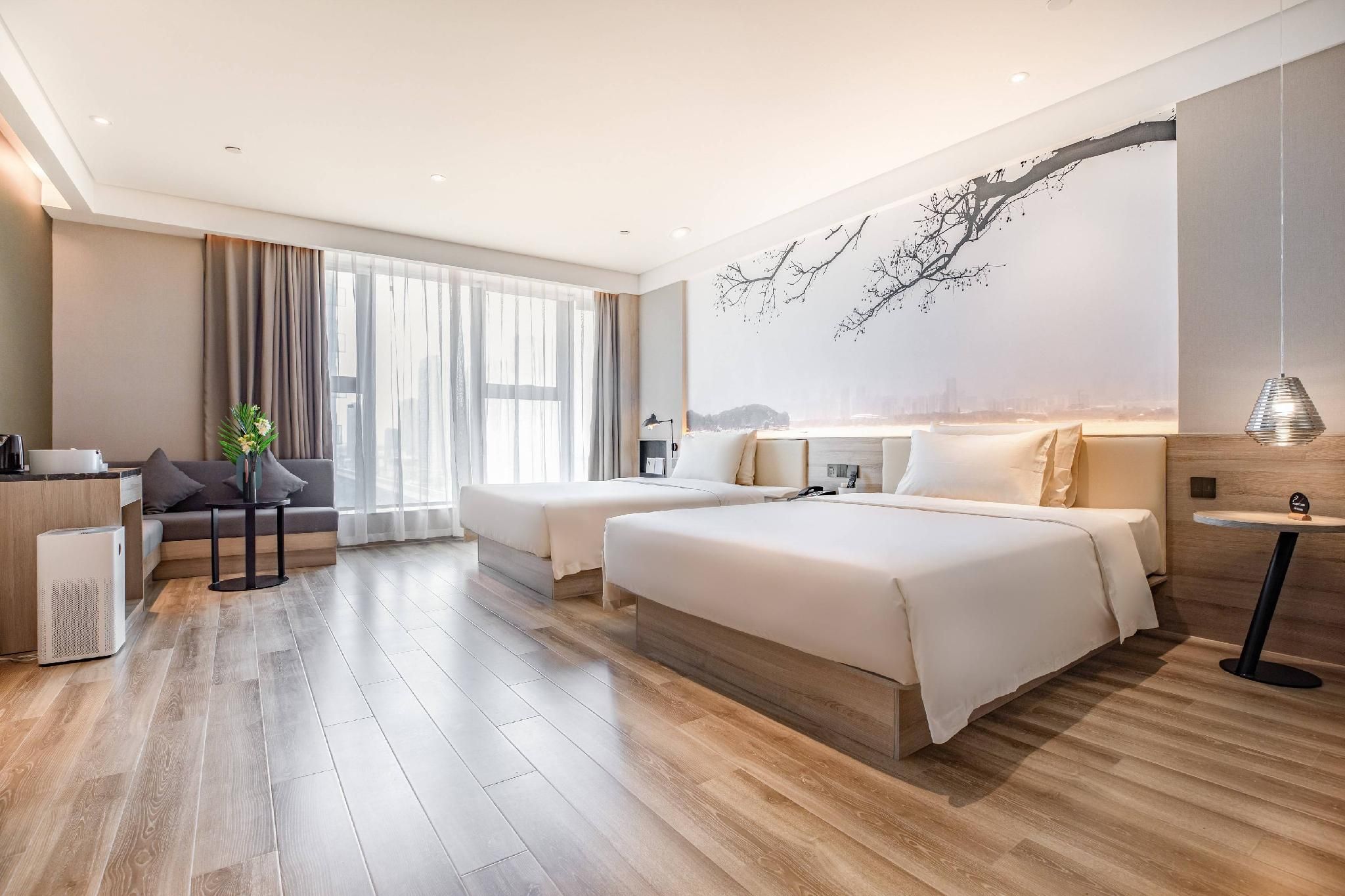 Huazhu - Executive Twin Room