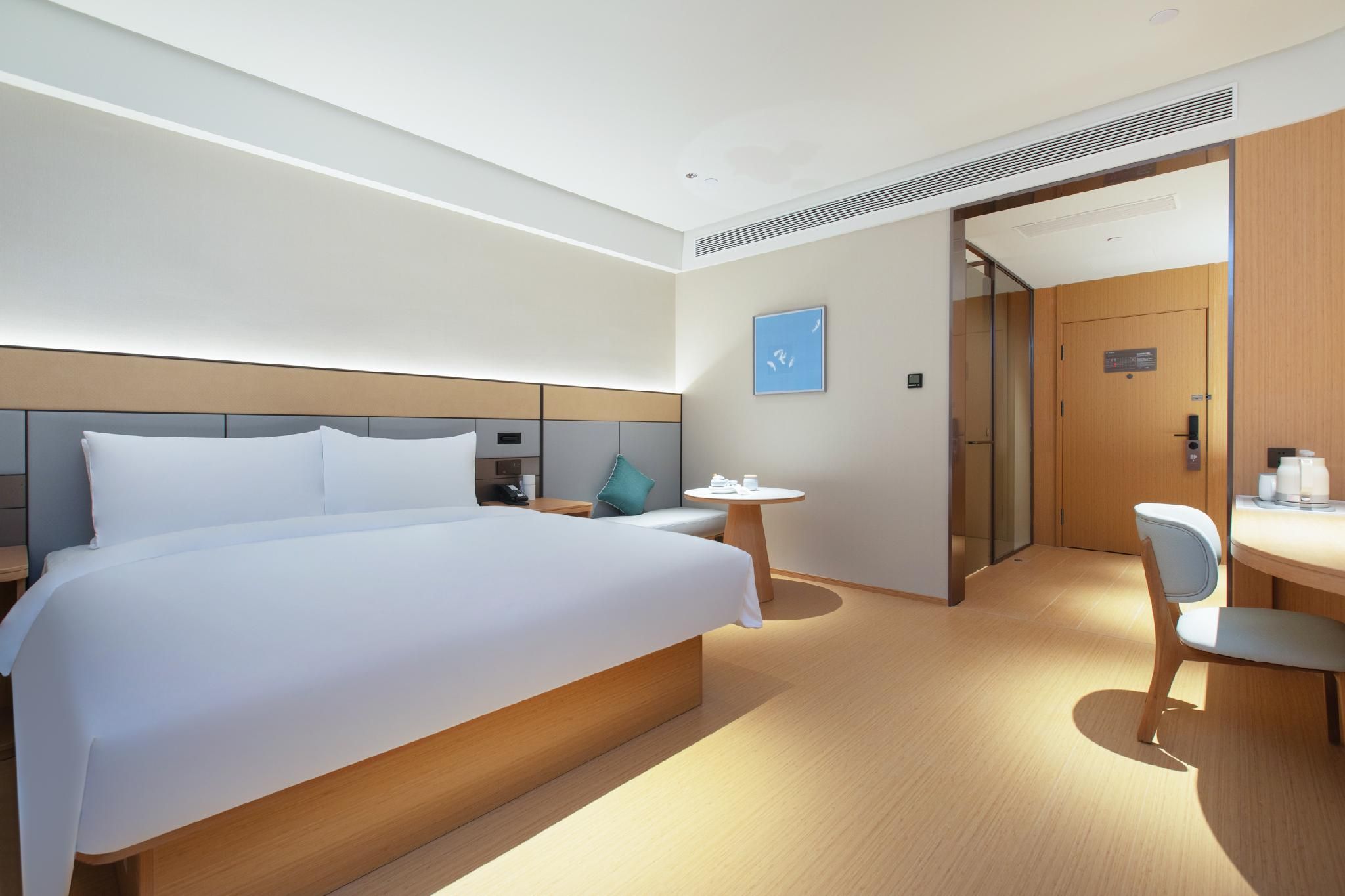 Business Queen Bed Room