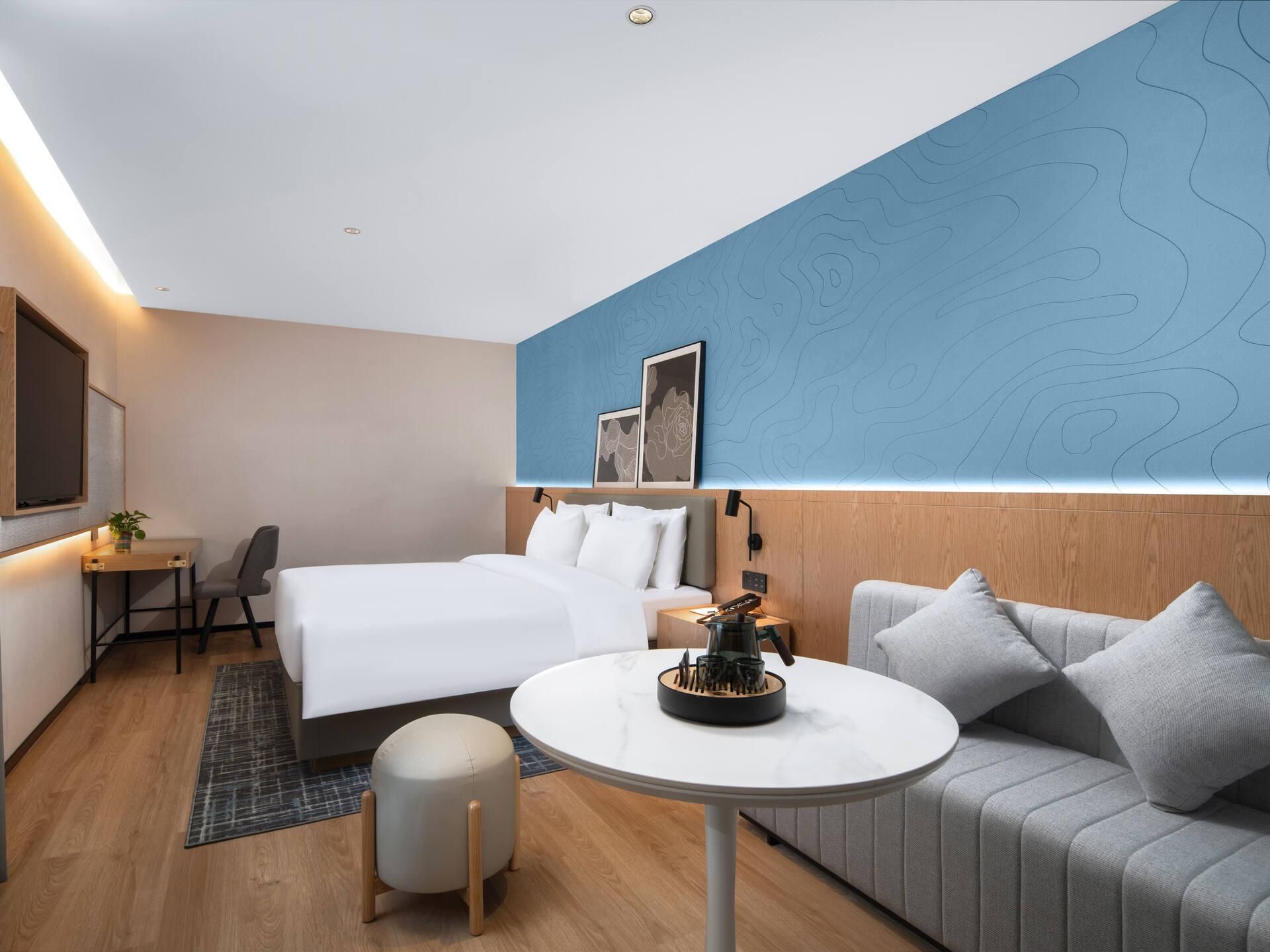 Deluxe King Room