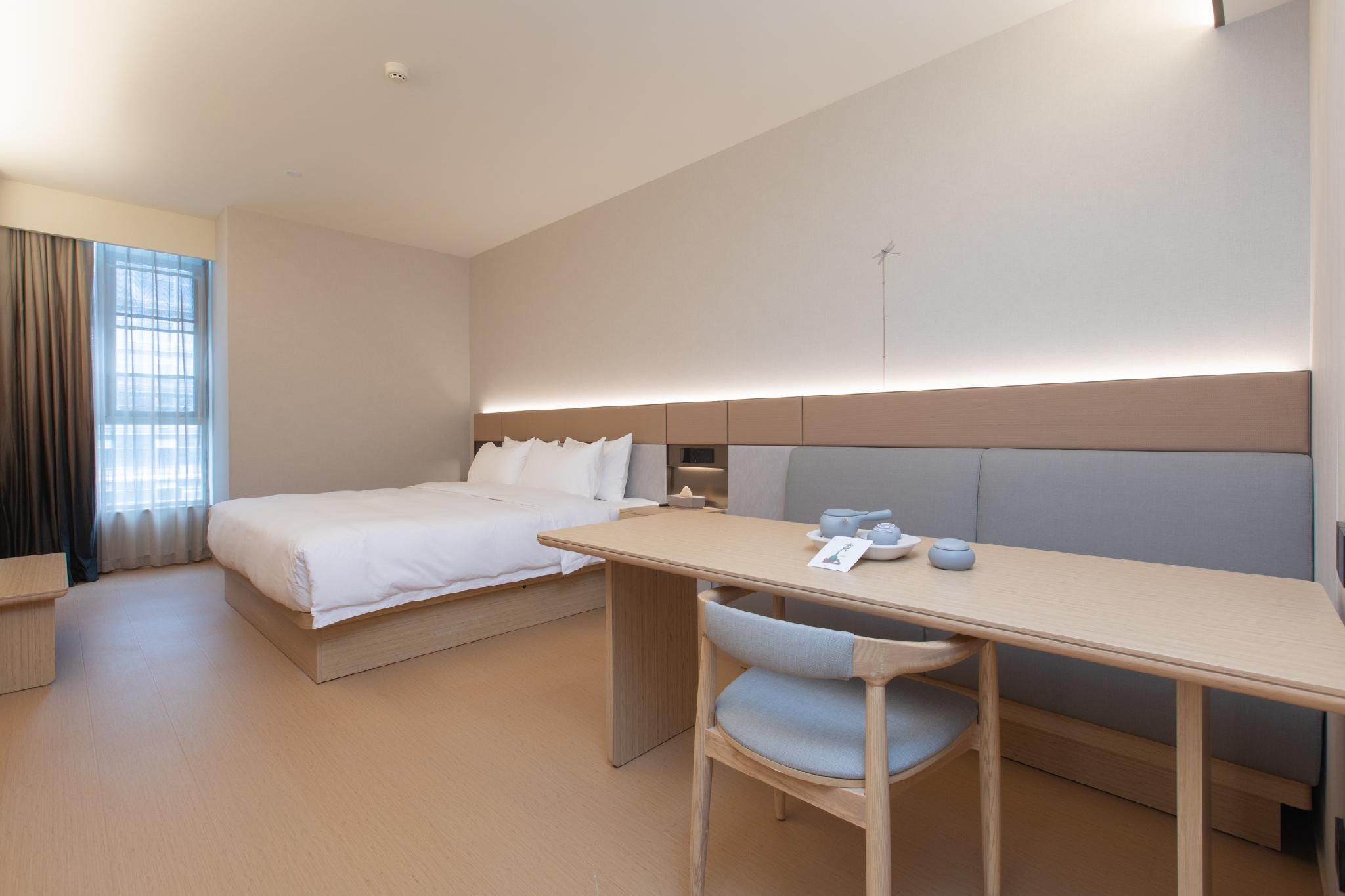 Huazhu - Superior BedRoom