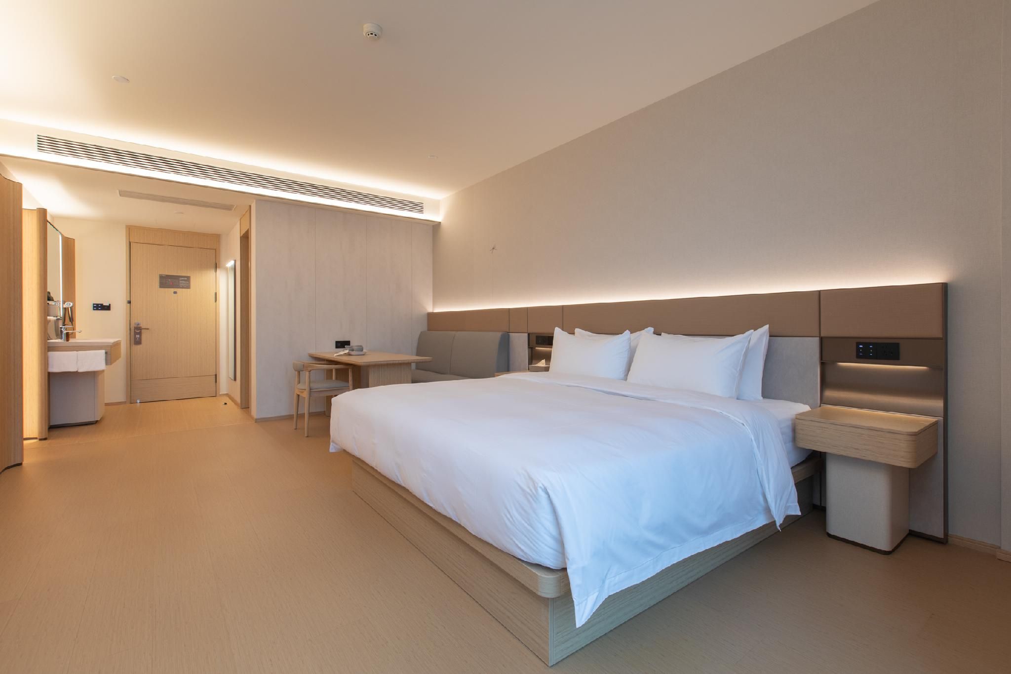 Huazhu - Business Bed Room