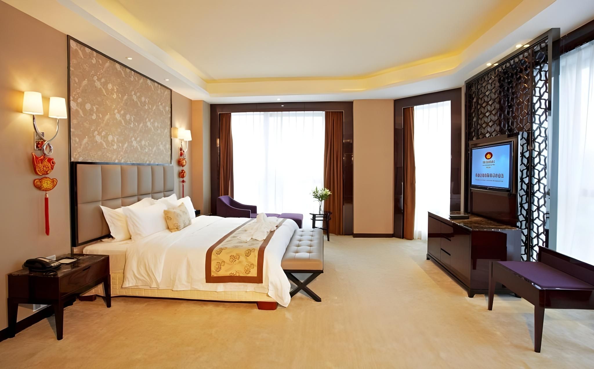 Deluxe King Room