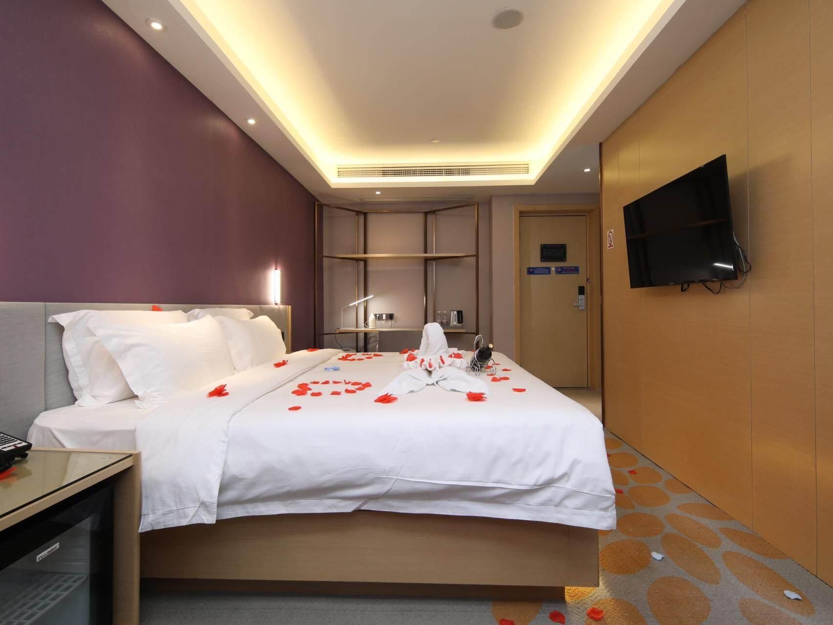 WH - Youxiang Romantic Room