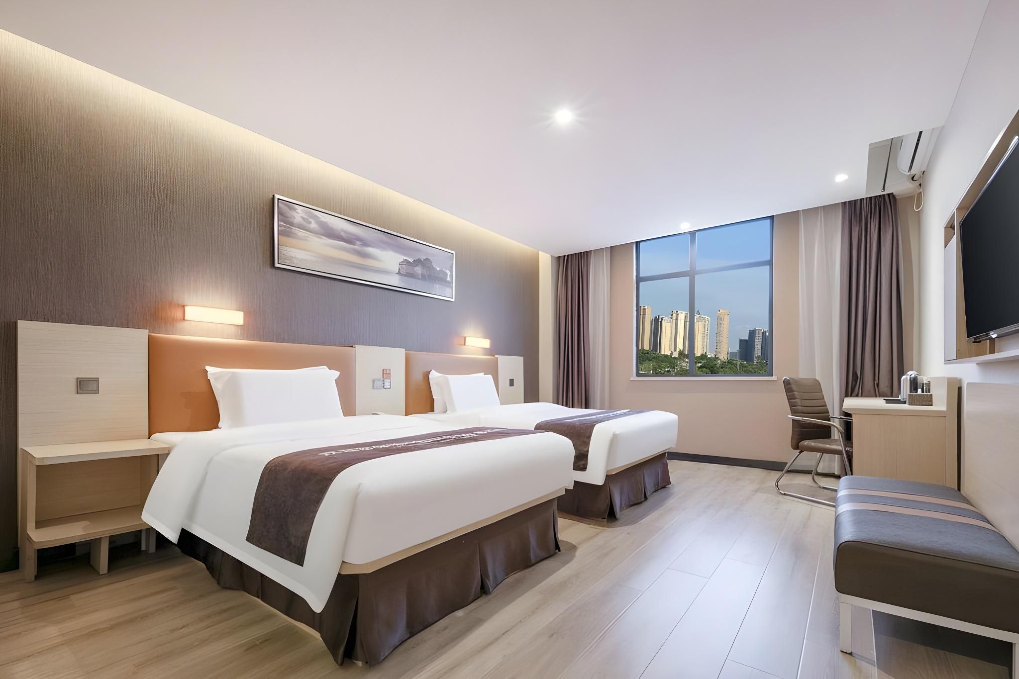 Featured Twin Room