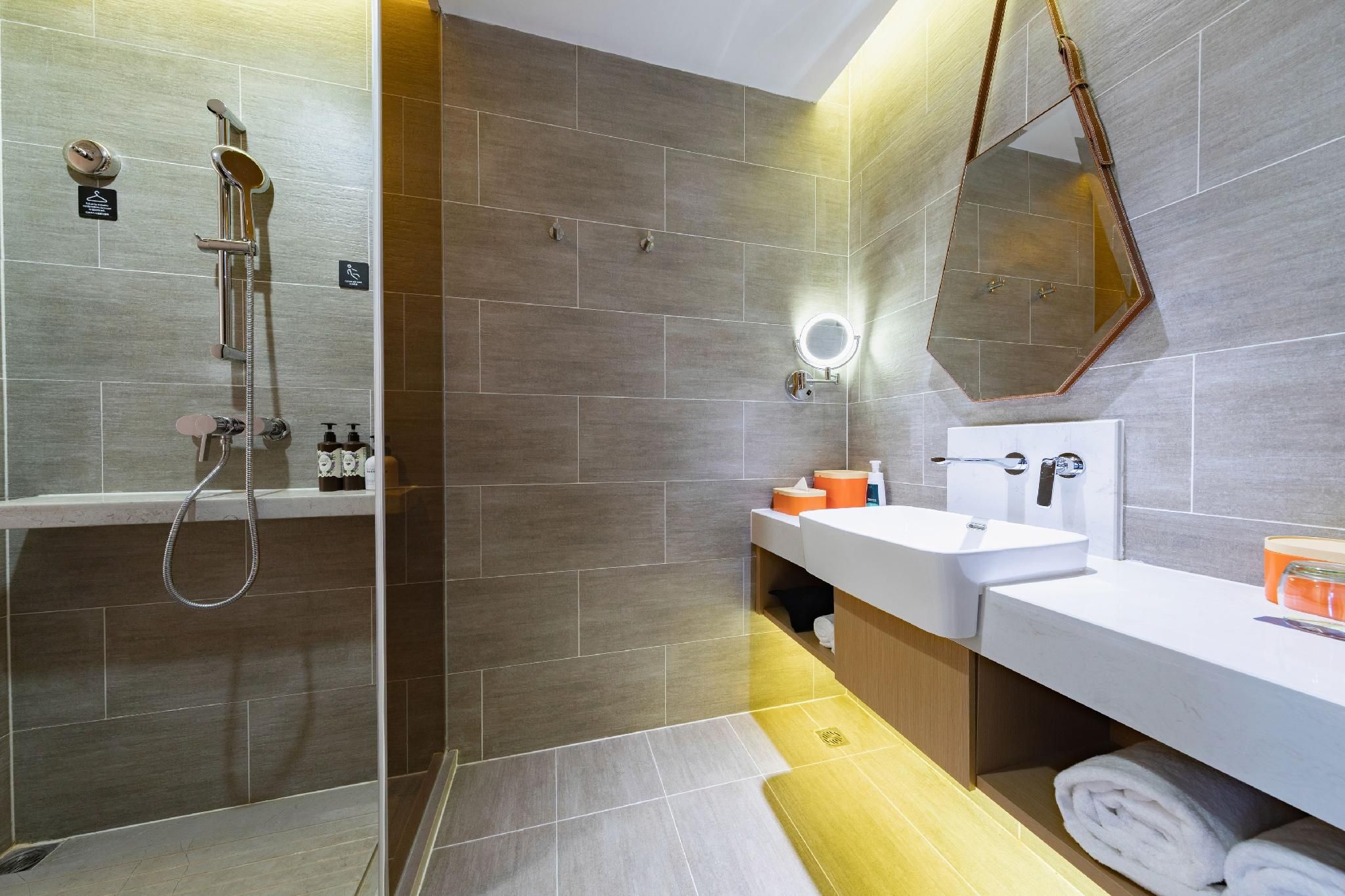 Jimu Double Room