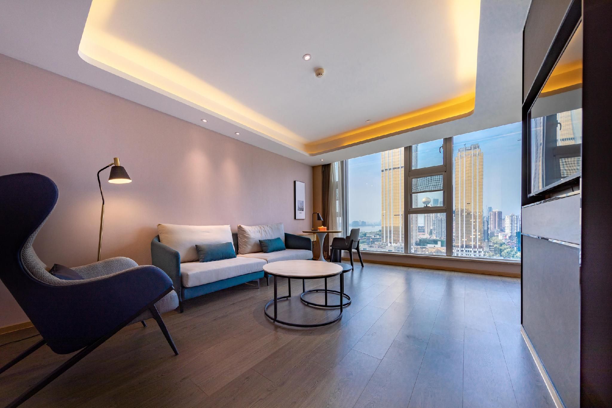 Atour - JIMU Suite with Lake View