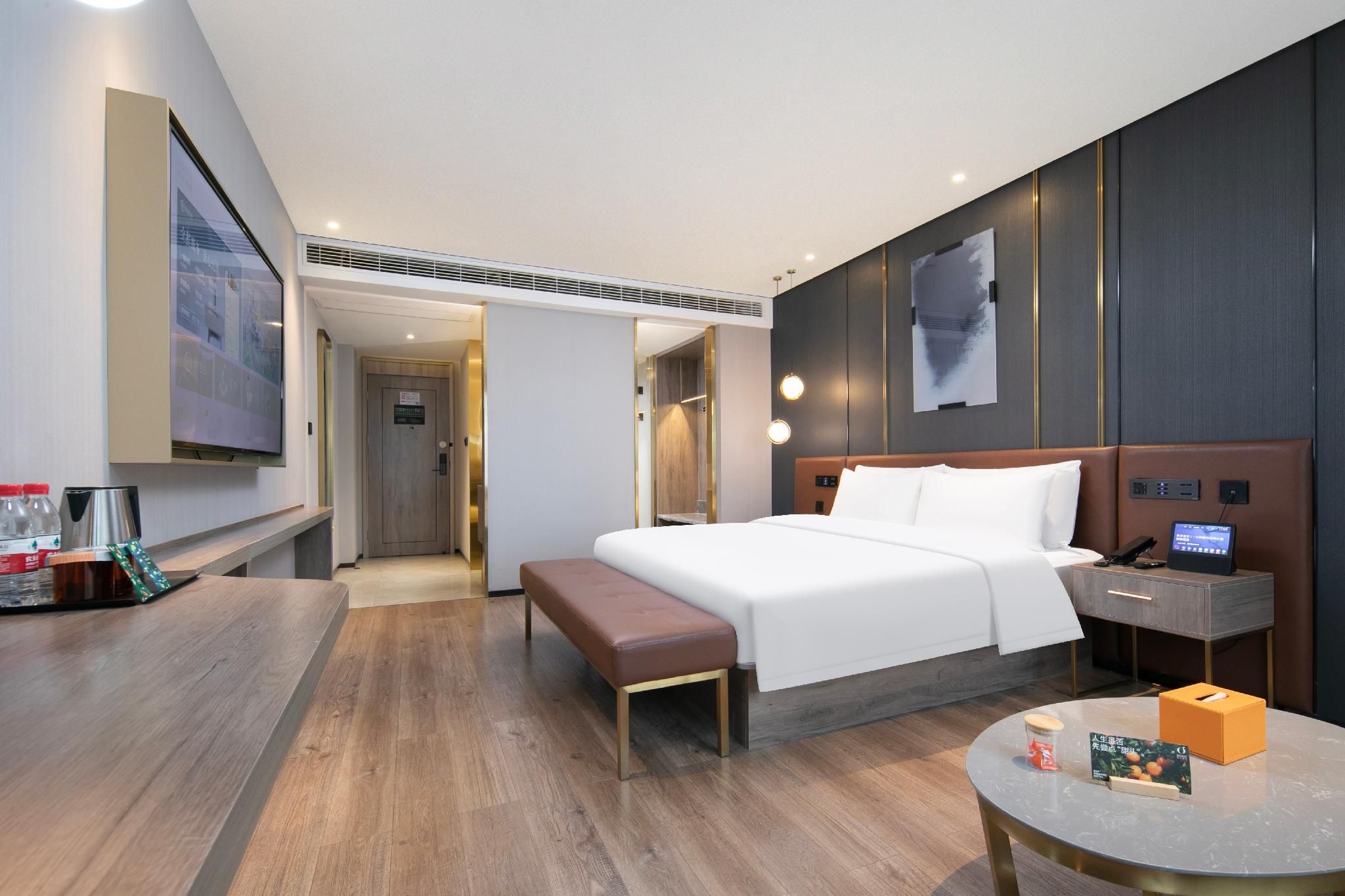 Business Queen Bed Room
