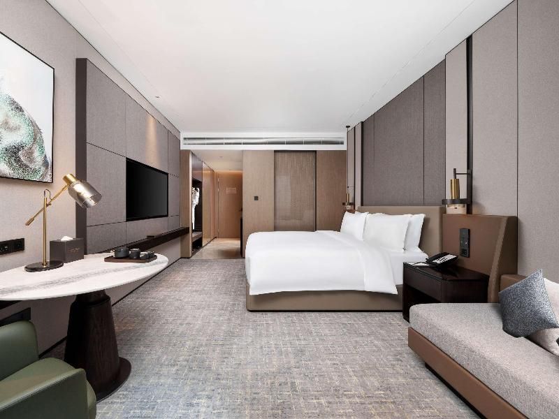 Superior Executive Room with One King-size Bed, Executive Floor