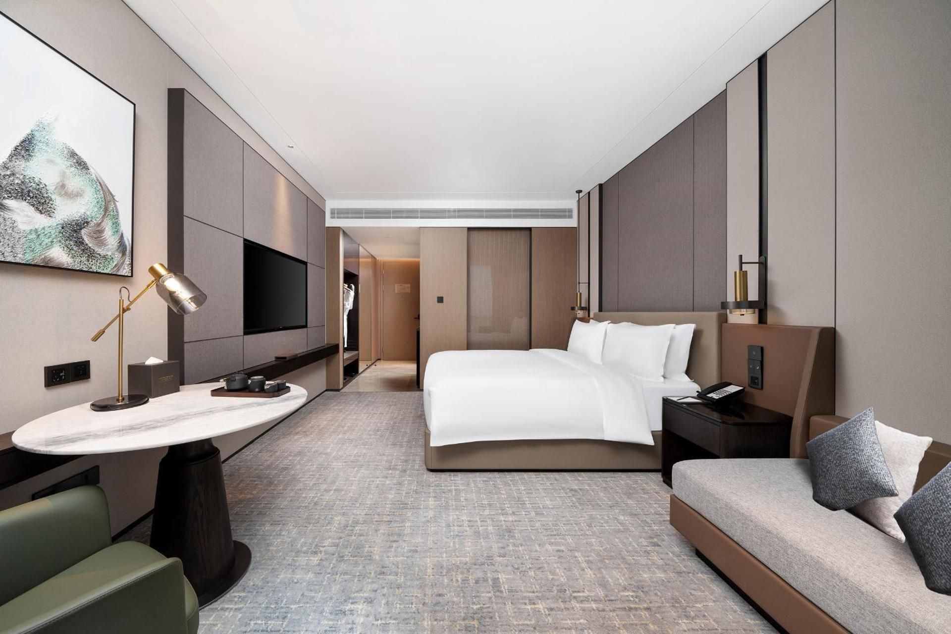 Superior Executive King Room