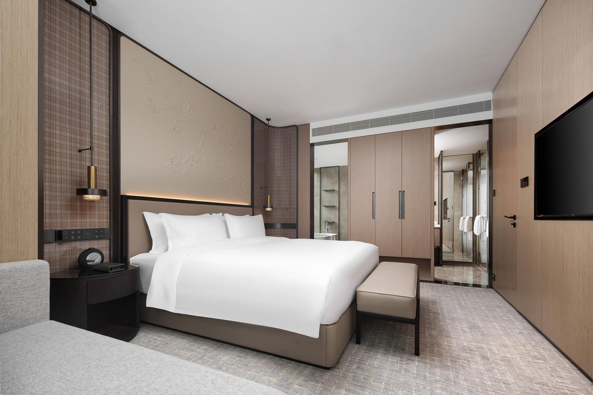 Deluxe Suite with One King-size Bed, Executive Access