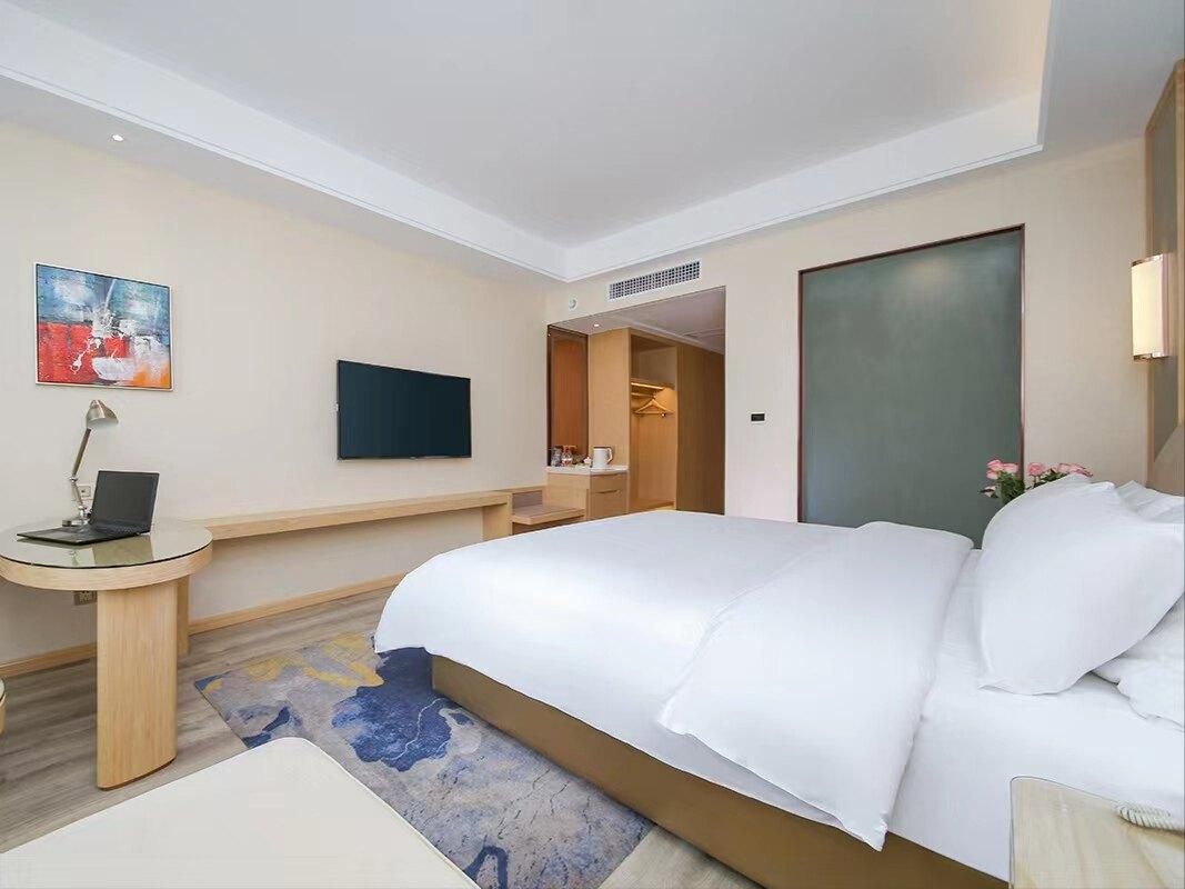 Standard - Queen Room