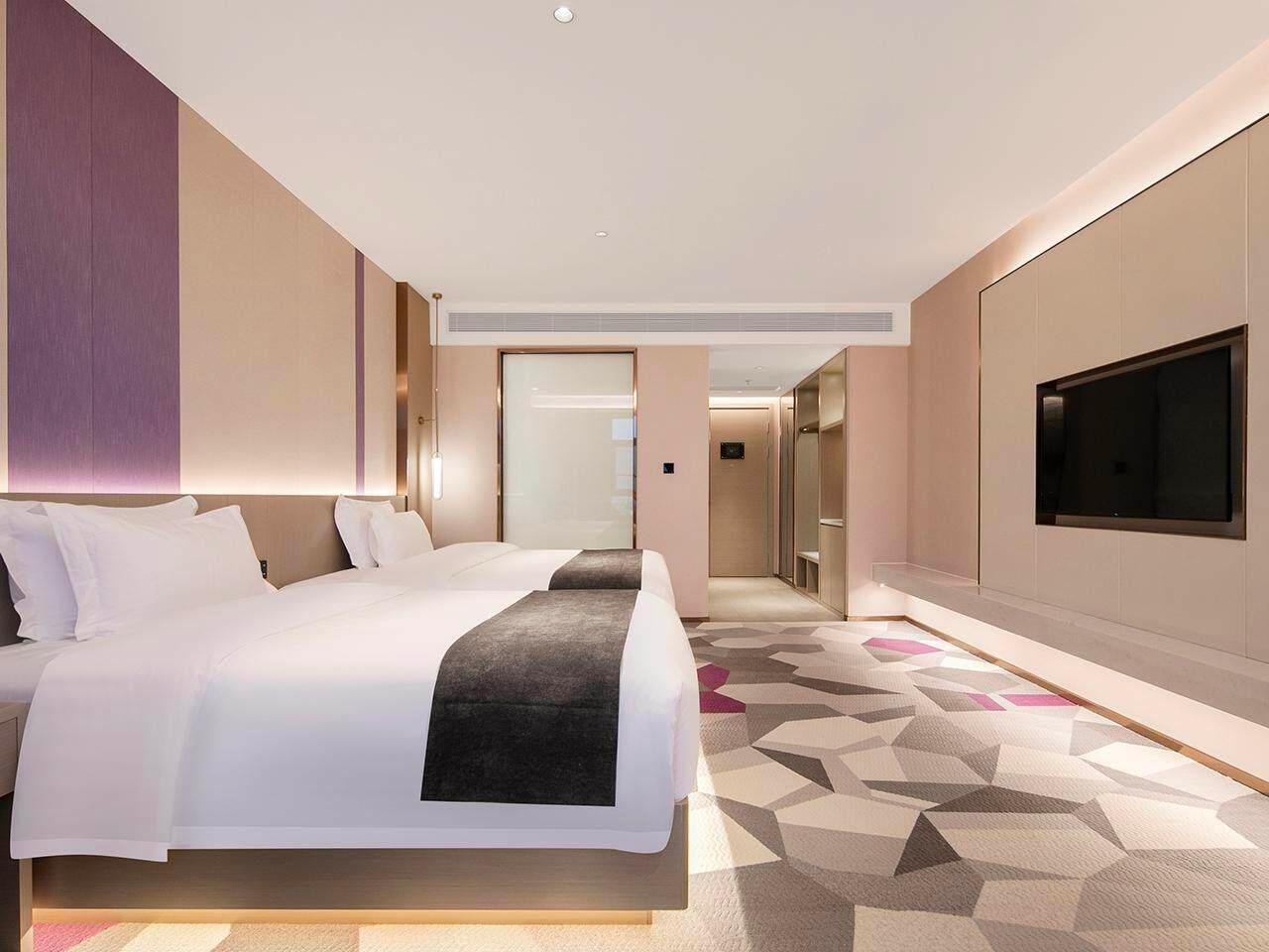 WH - Deluxe Room Twin